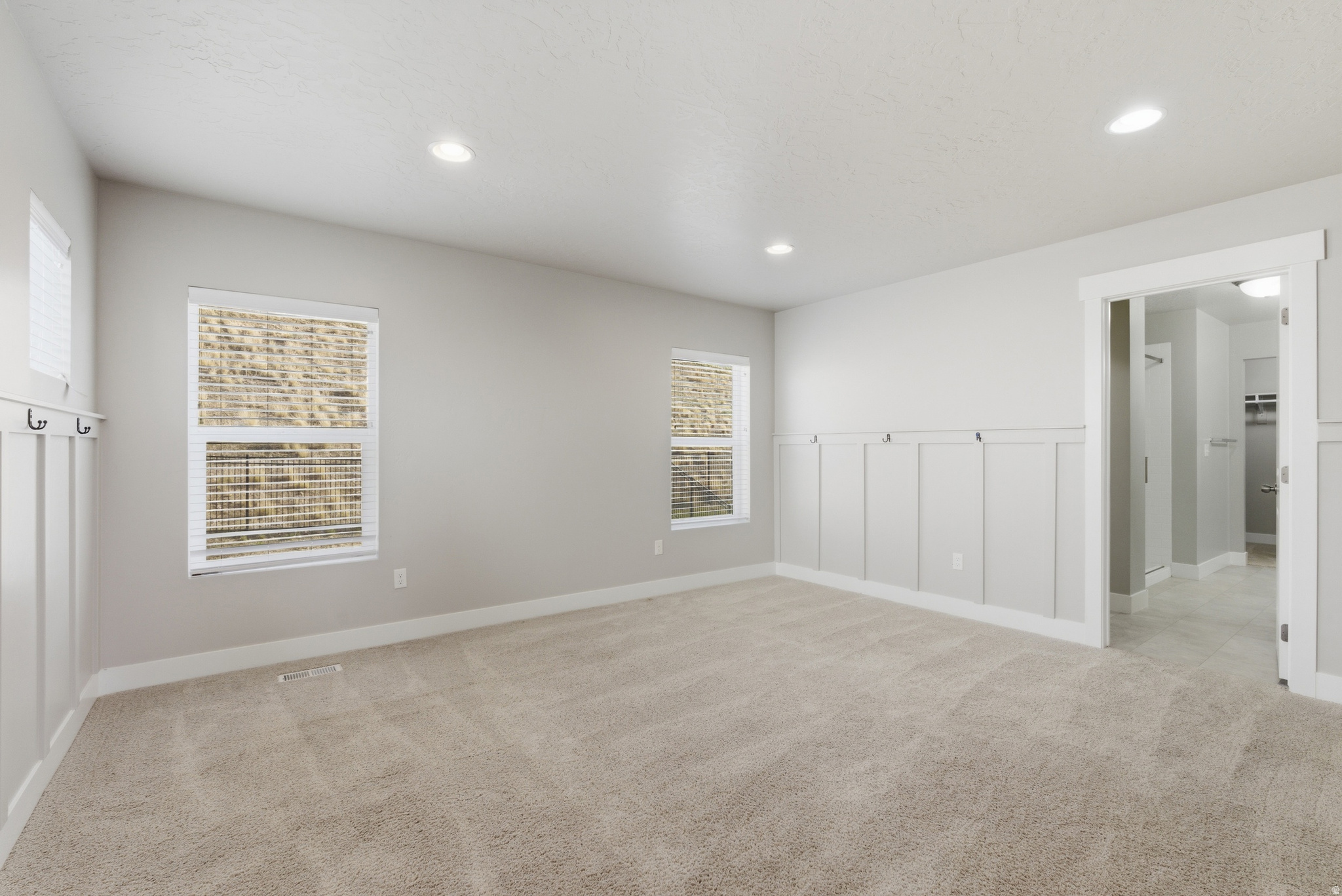 NORTHRIDGE - Residential