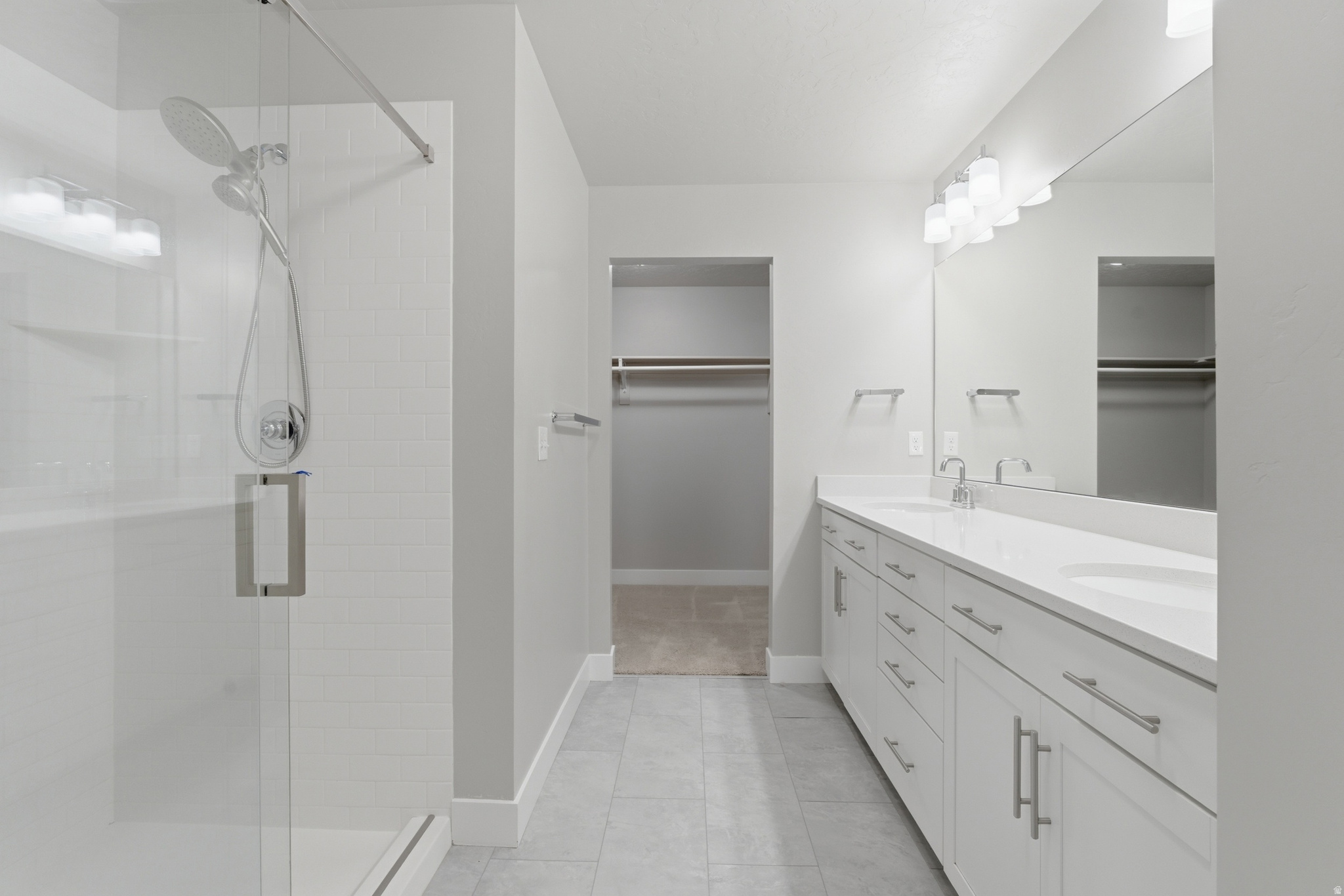 NORTHRIDGE - Residential