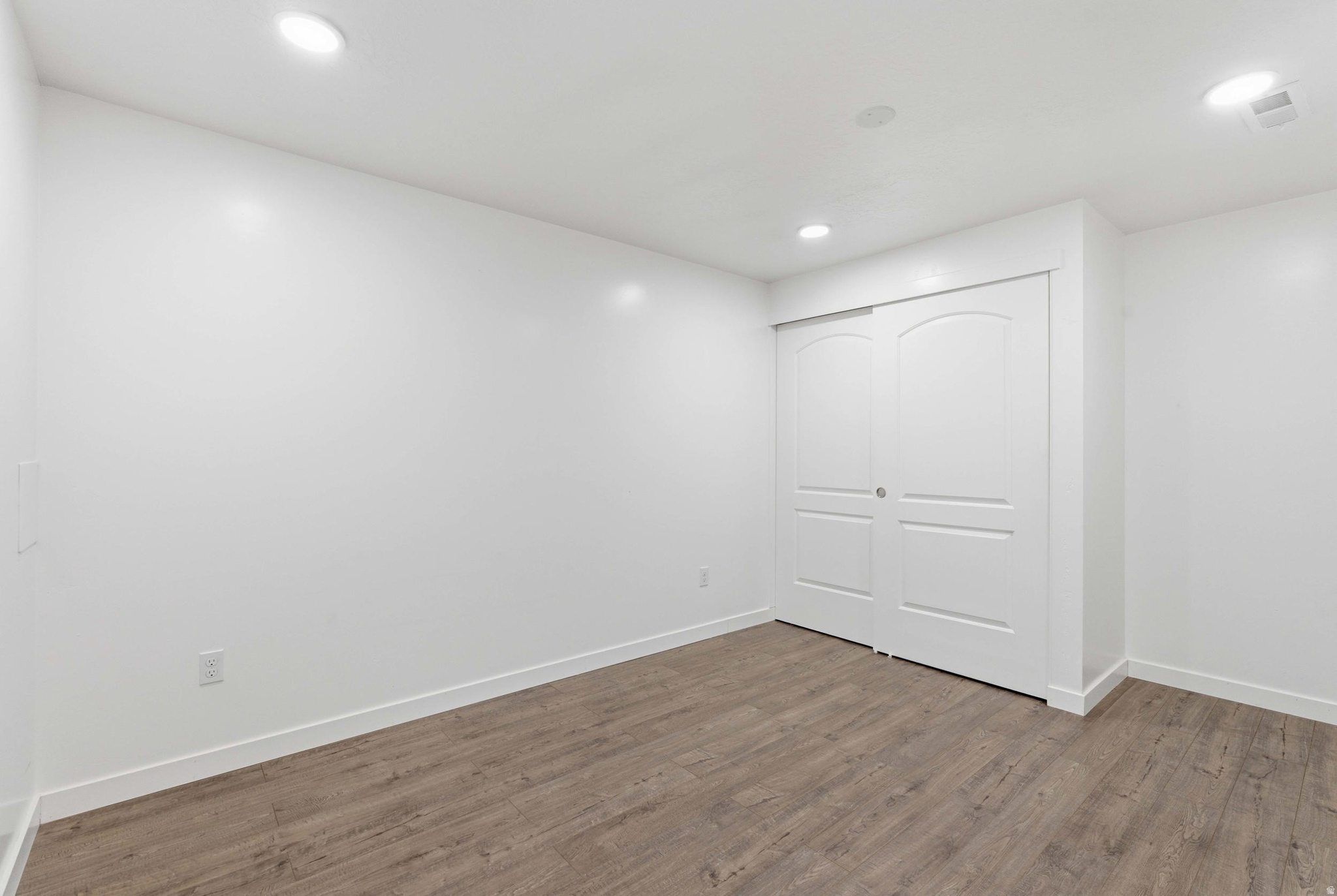 NORTHRIDGE - Residential