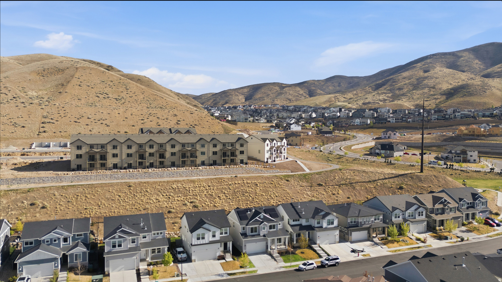 NORTHRIDGE - Residential