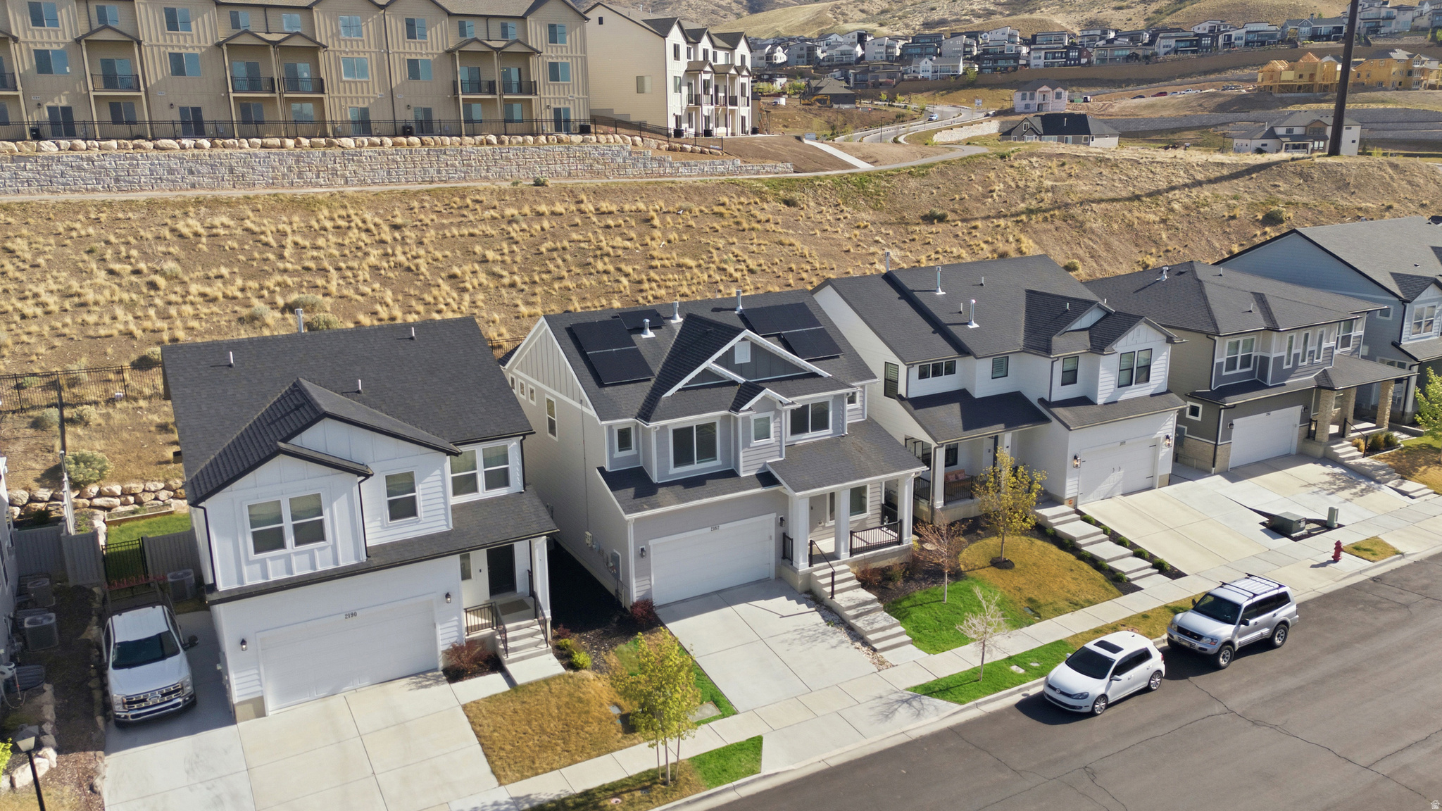 NORTHRIDGE - Residential