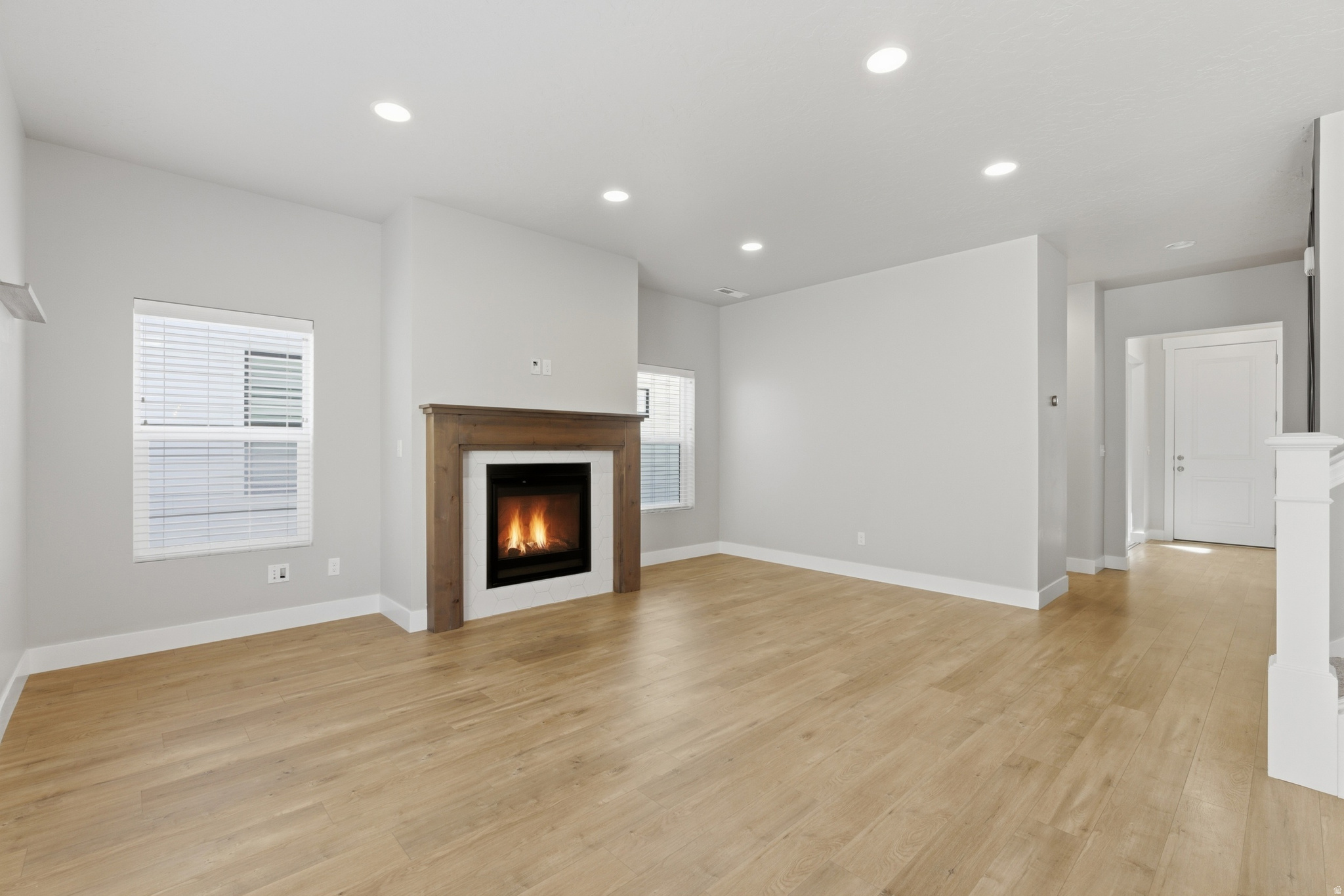 NORTHRIDGE - Residential