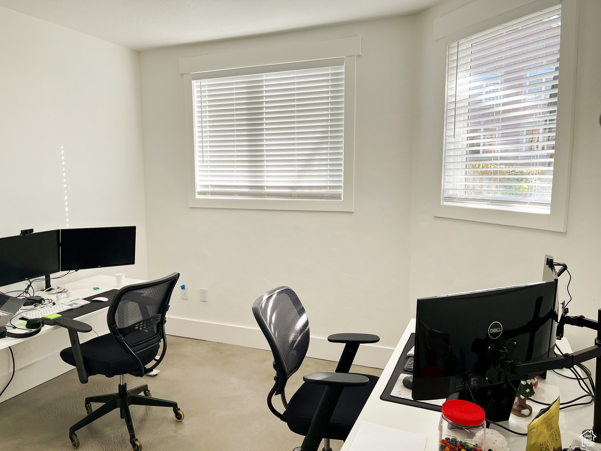 COURTYARD AT JAMESTOWN CONDO - Commercial Lease