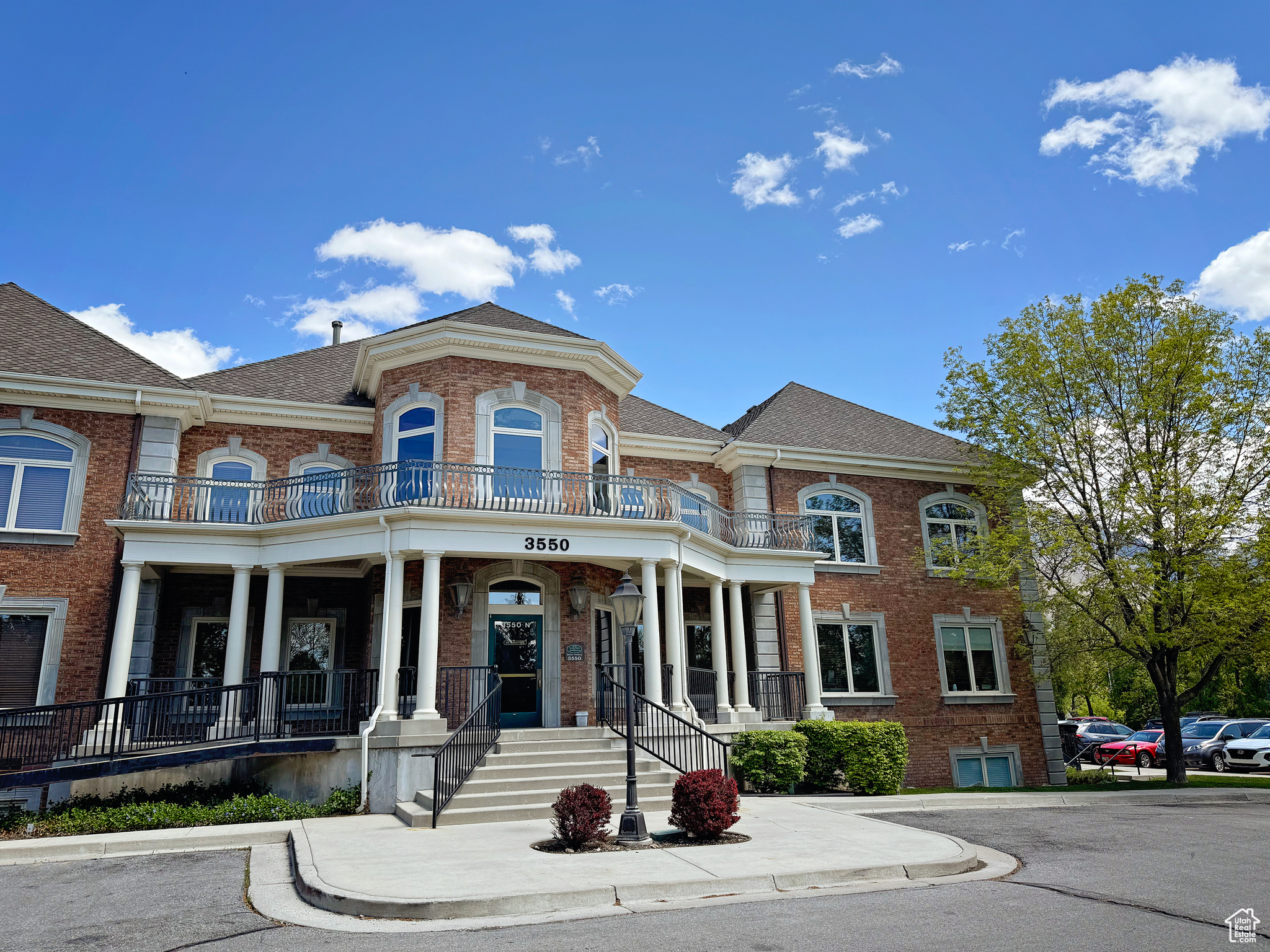 COURTYARD AT JAMESTOWN CONDO - Commercial Lease