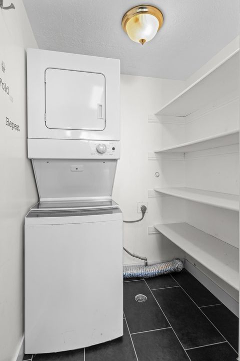 Tiny photo for 857 E 575 N, Layton, UT 84041 (MLS # 2126892)