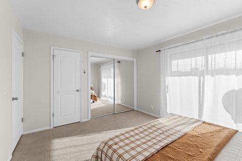 Tiny photo for 857 E 575 N, Layton, UT 84041 (MLS # 2126892)