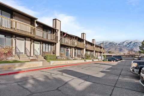 Tiny photo for 857 E 575 N, Layton, UT 84041 (MLS # 2126892)