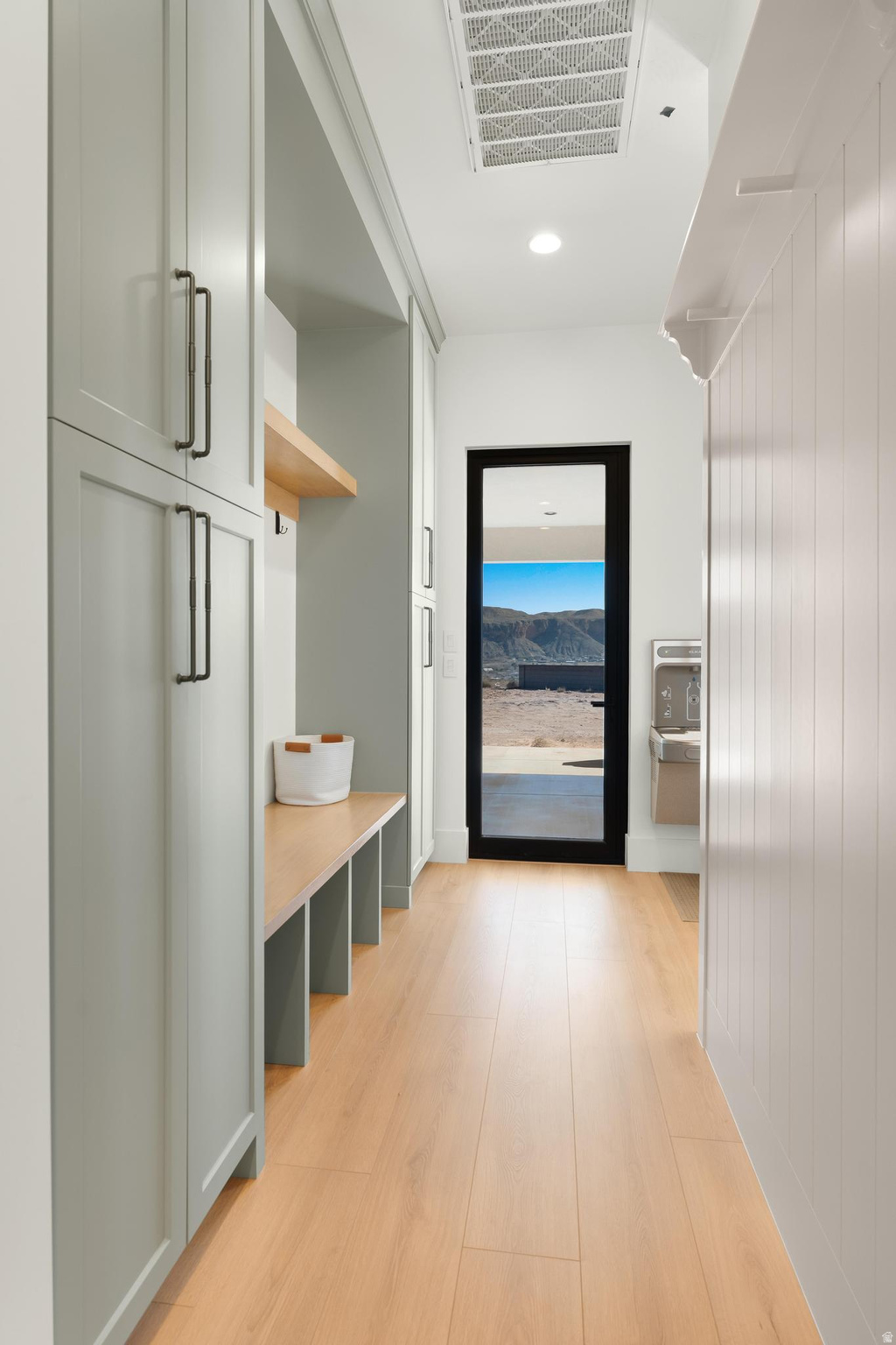 SCENIC POINTE 2 - Residential