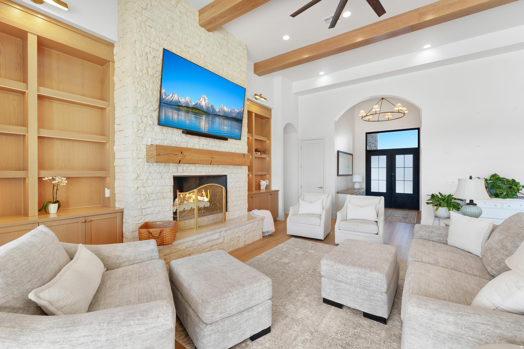 SCENIC POINTE 2 - Residential