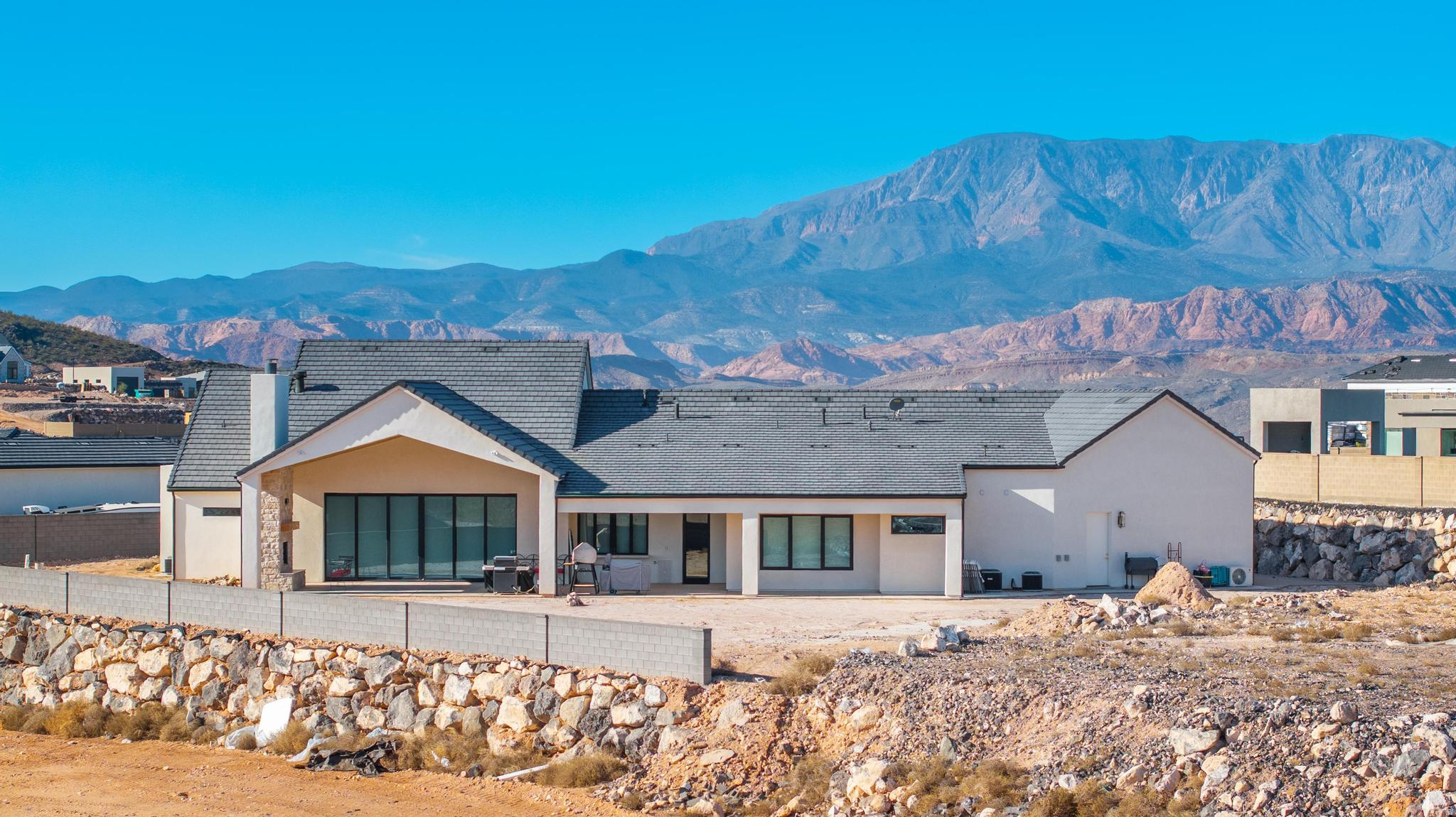 SCENIC POINTE 2 - Residential