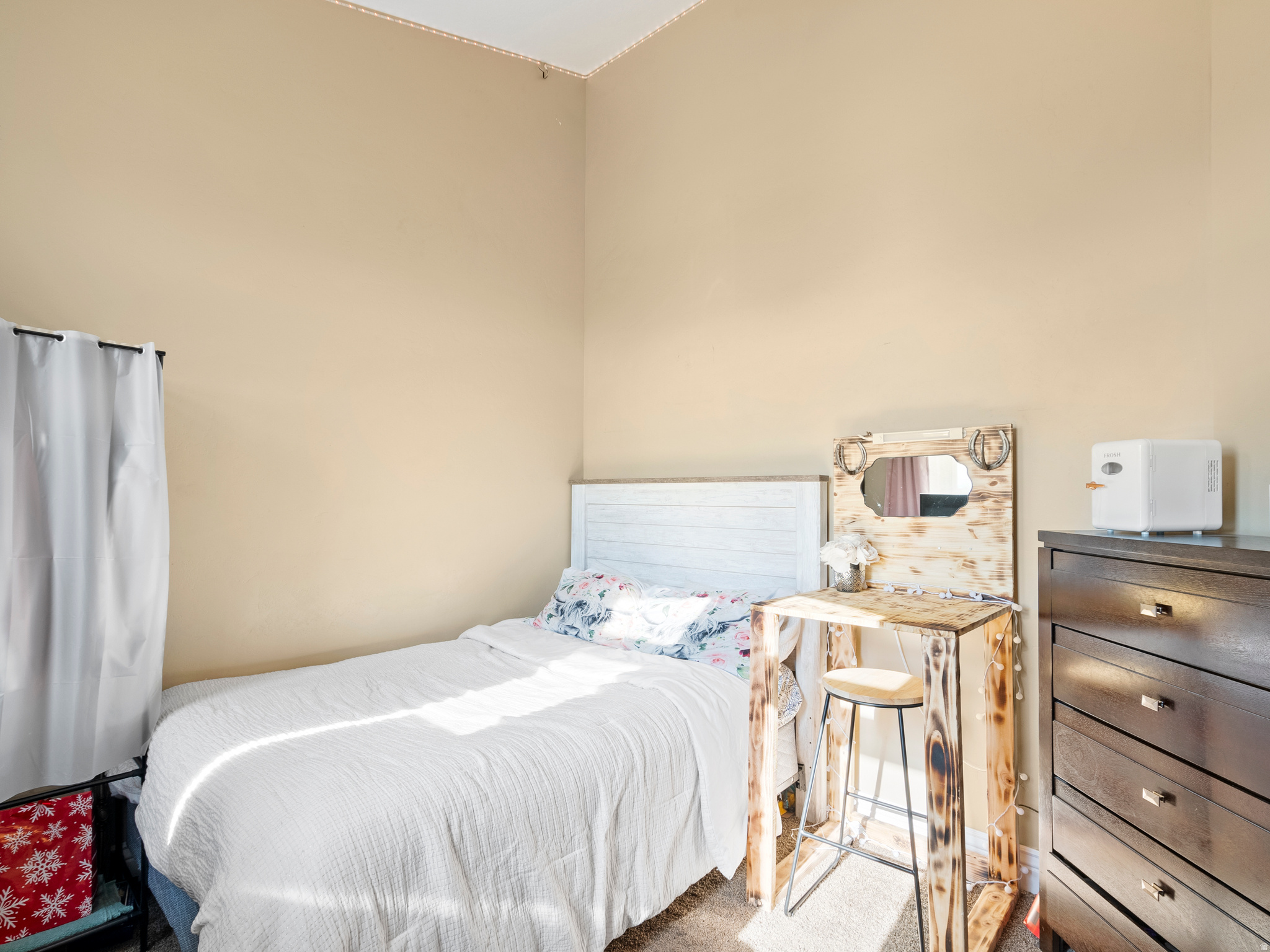 CARRIAGE CROSSING - Residential