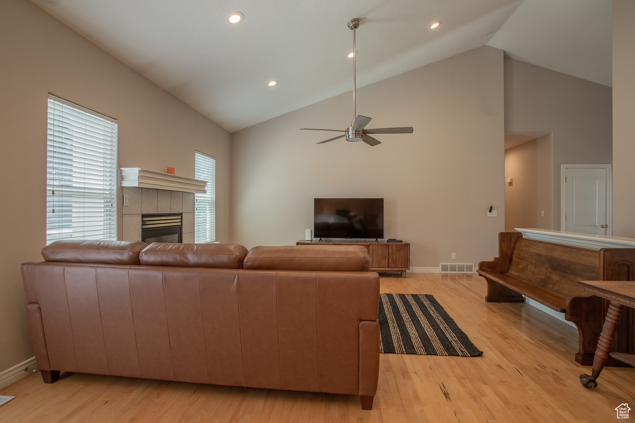 OLD HORSE FARM - Residential