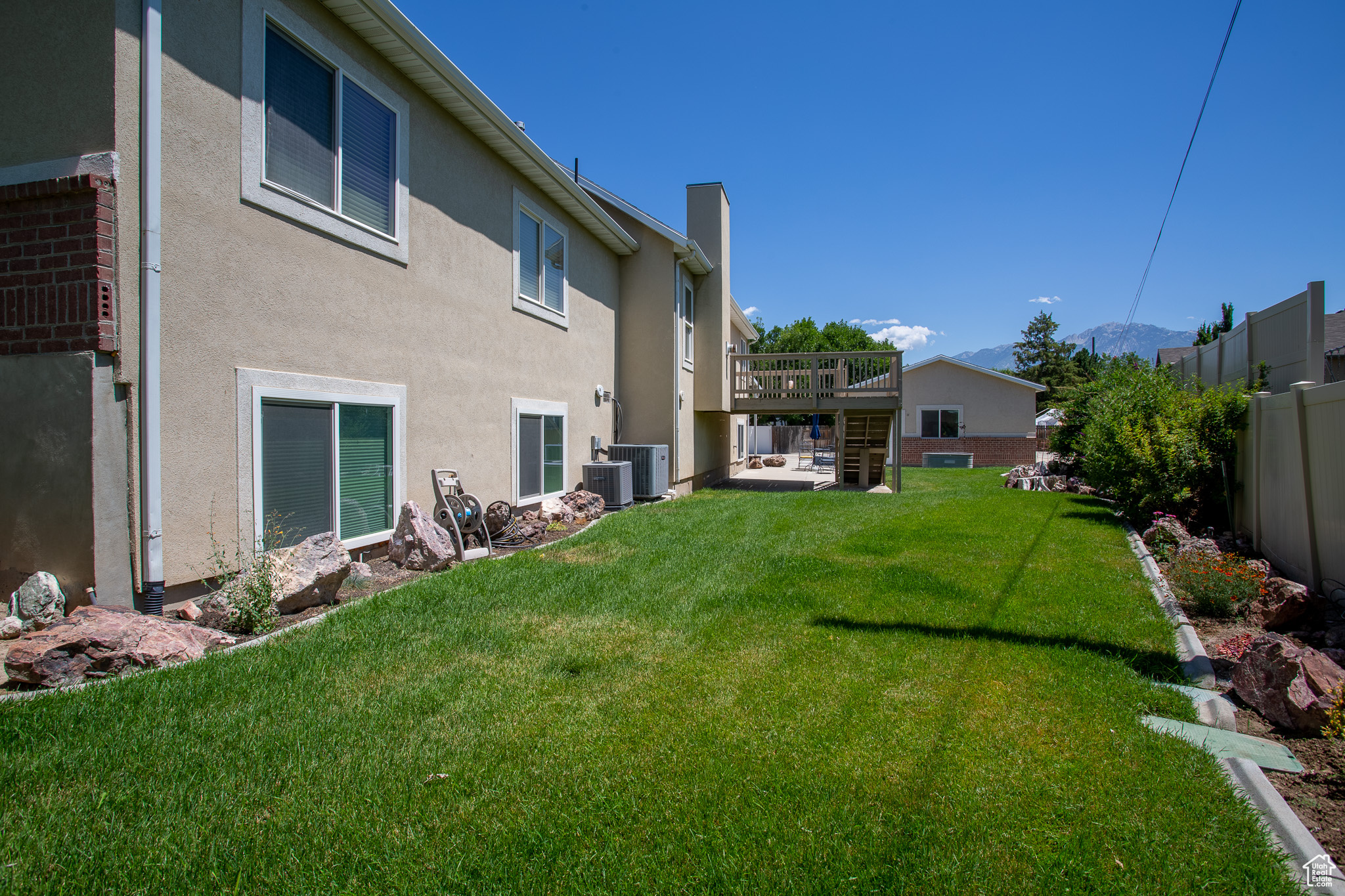 OLD HORSE FARM - Residential
