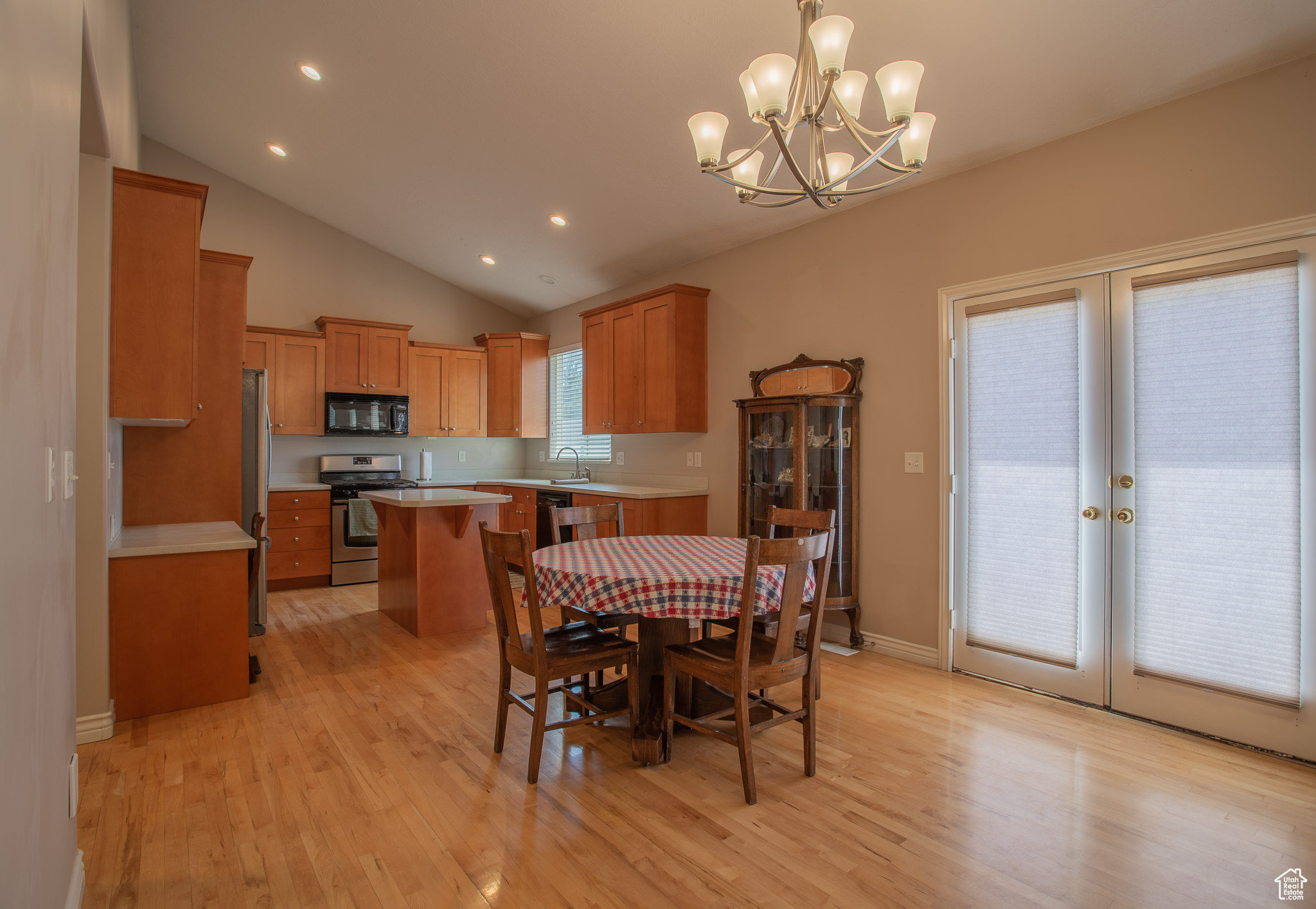 OLD HORSE FARM - Residential