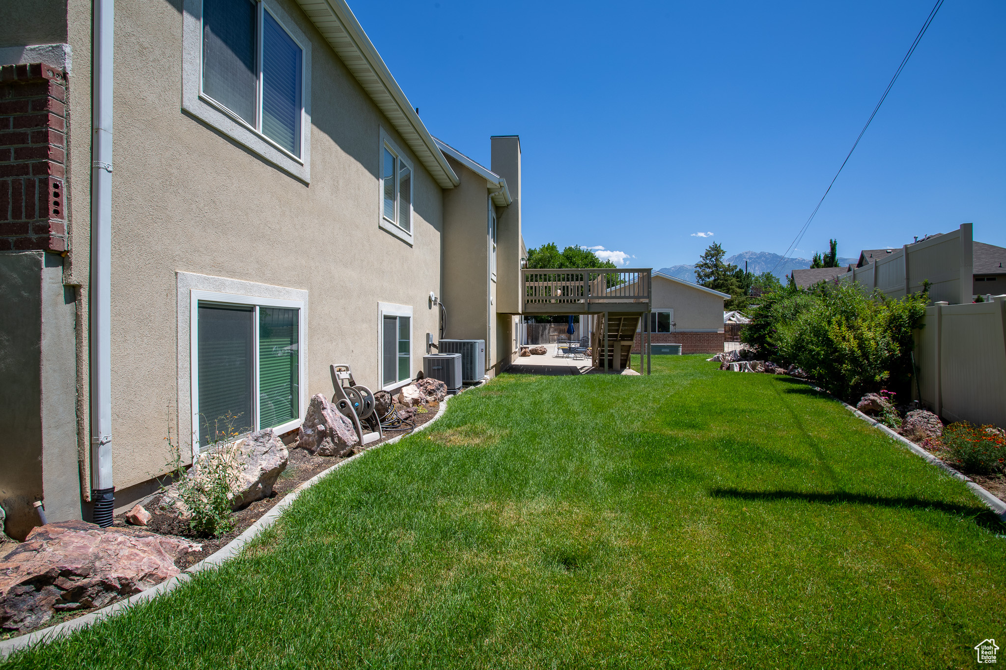 OLD HORSE FARM - Residential
