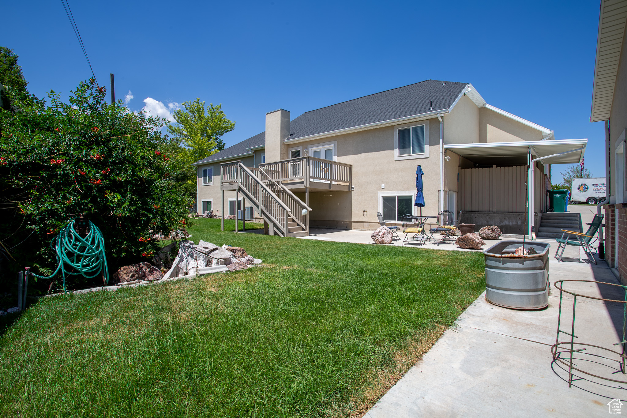 OLD HORSE FARM - Residential