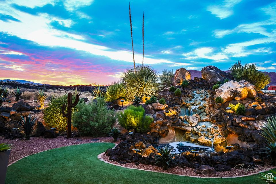 ENTRADA AT SNOW CANYON CHACO WEST - Residential