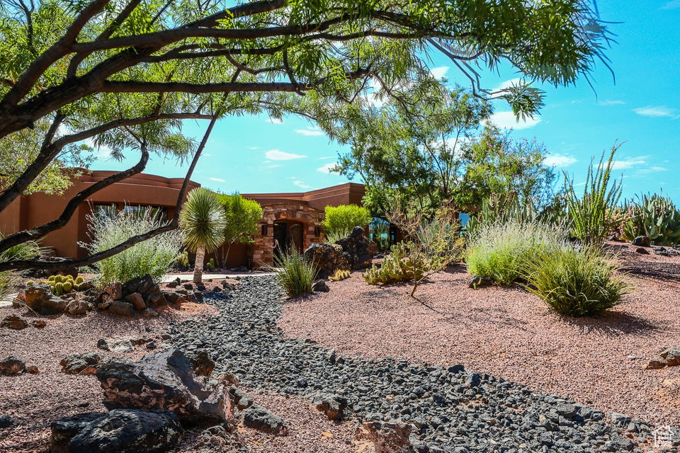 ENTRADA AT SNOW CANYON CHACO WEST - Residential