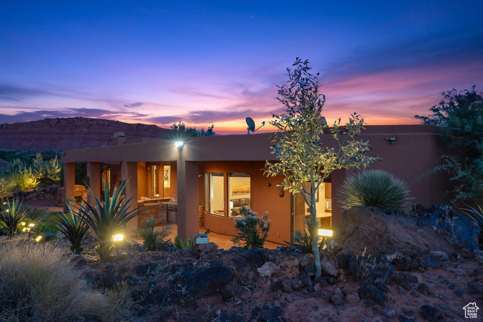 ENTRADA AT SNOW CANYON CHACO WEST - Residential