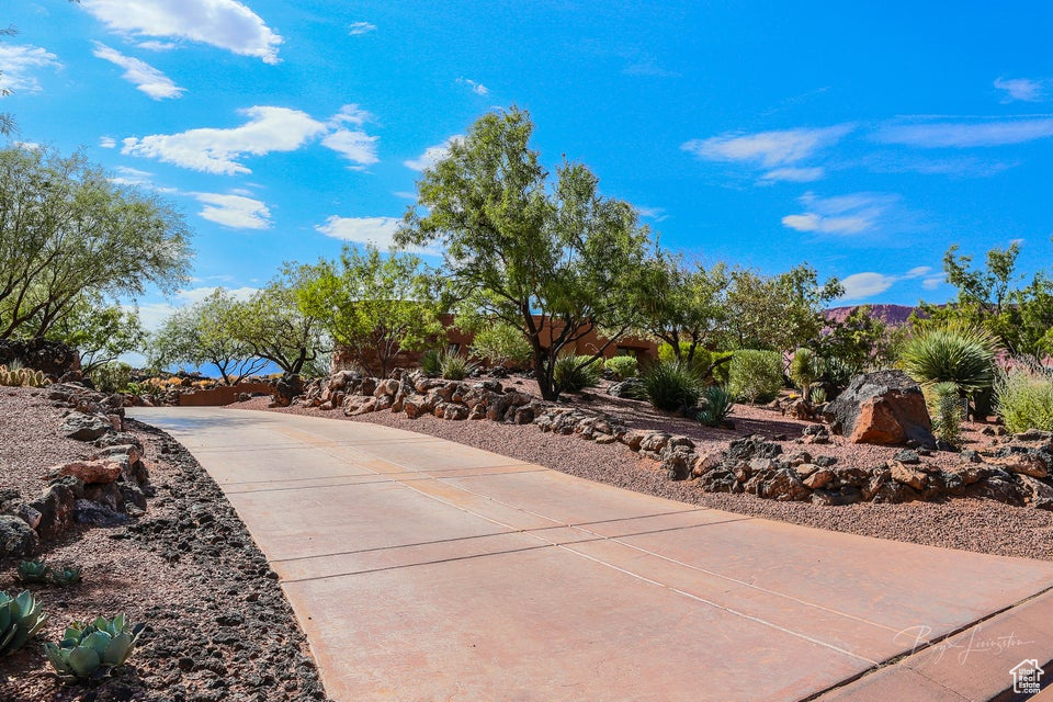 ENTRADA AT SNOW CANYON CHACO WEST - Residential