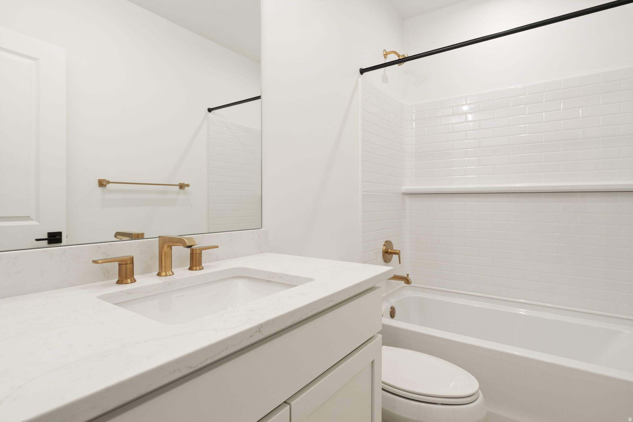 WESTLAKE VISTAS - Residential