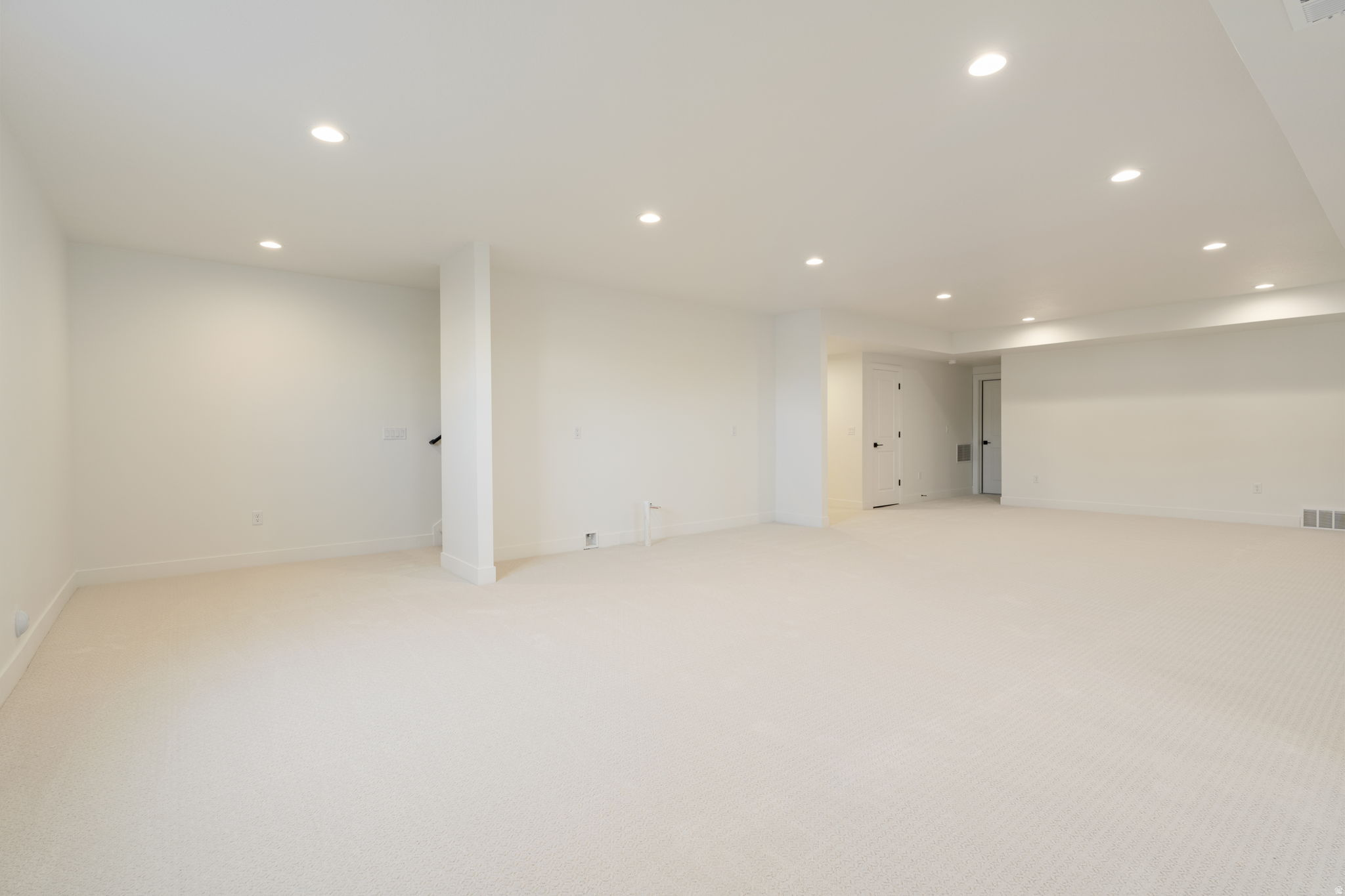 WESTLAKE VISTAS - Residential