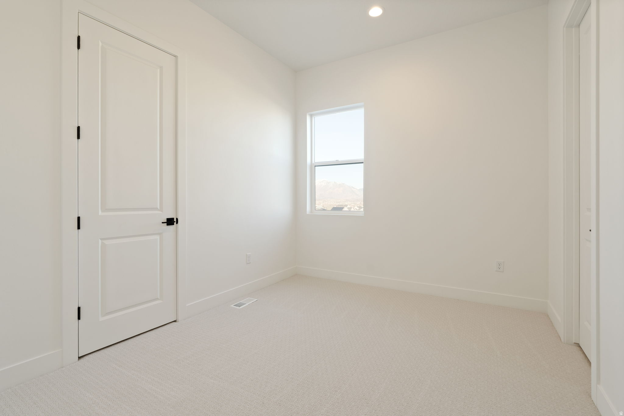 WESTLAKE VISTAS - Residential