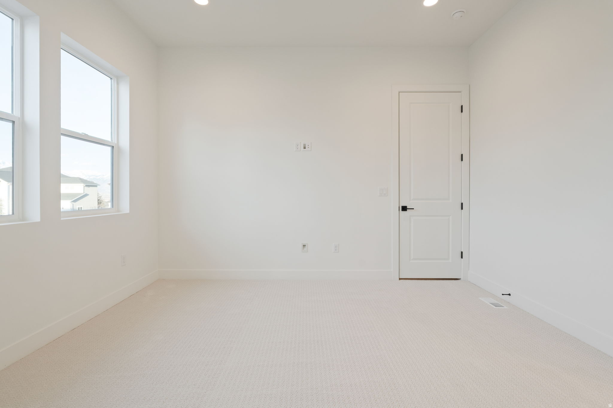 WESTLAKE VISTAS - Residential