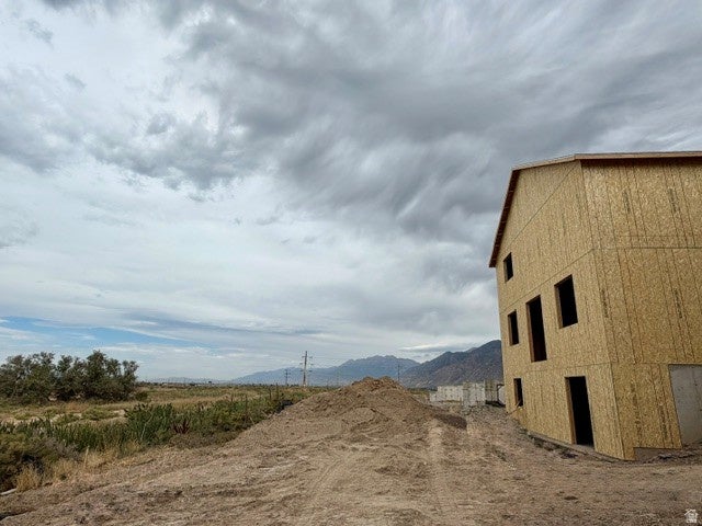 Photo of 1597 N 1400 DR E #1019, Spanish Fork, UT 84660 (MLS # 2181357)