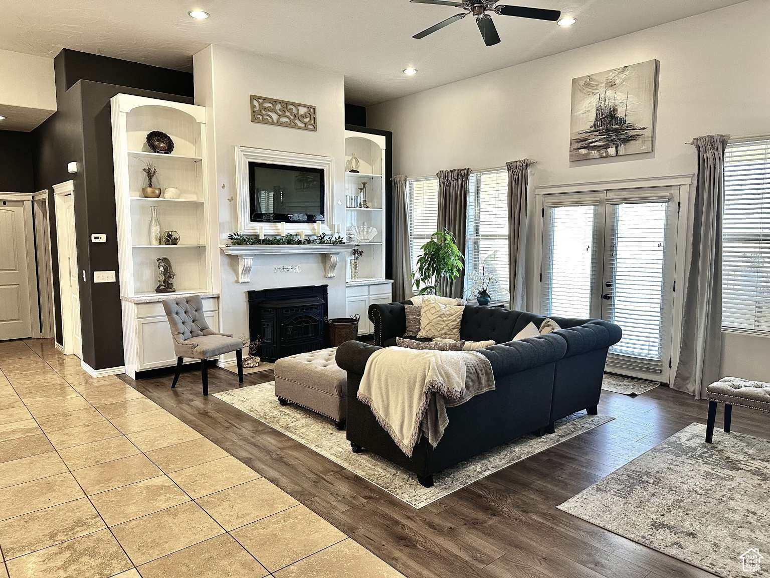 BEND IN THE ROAD - Residential