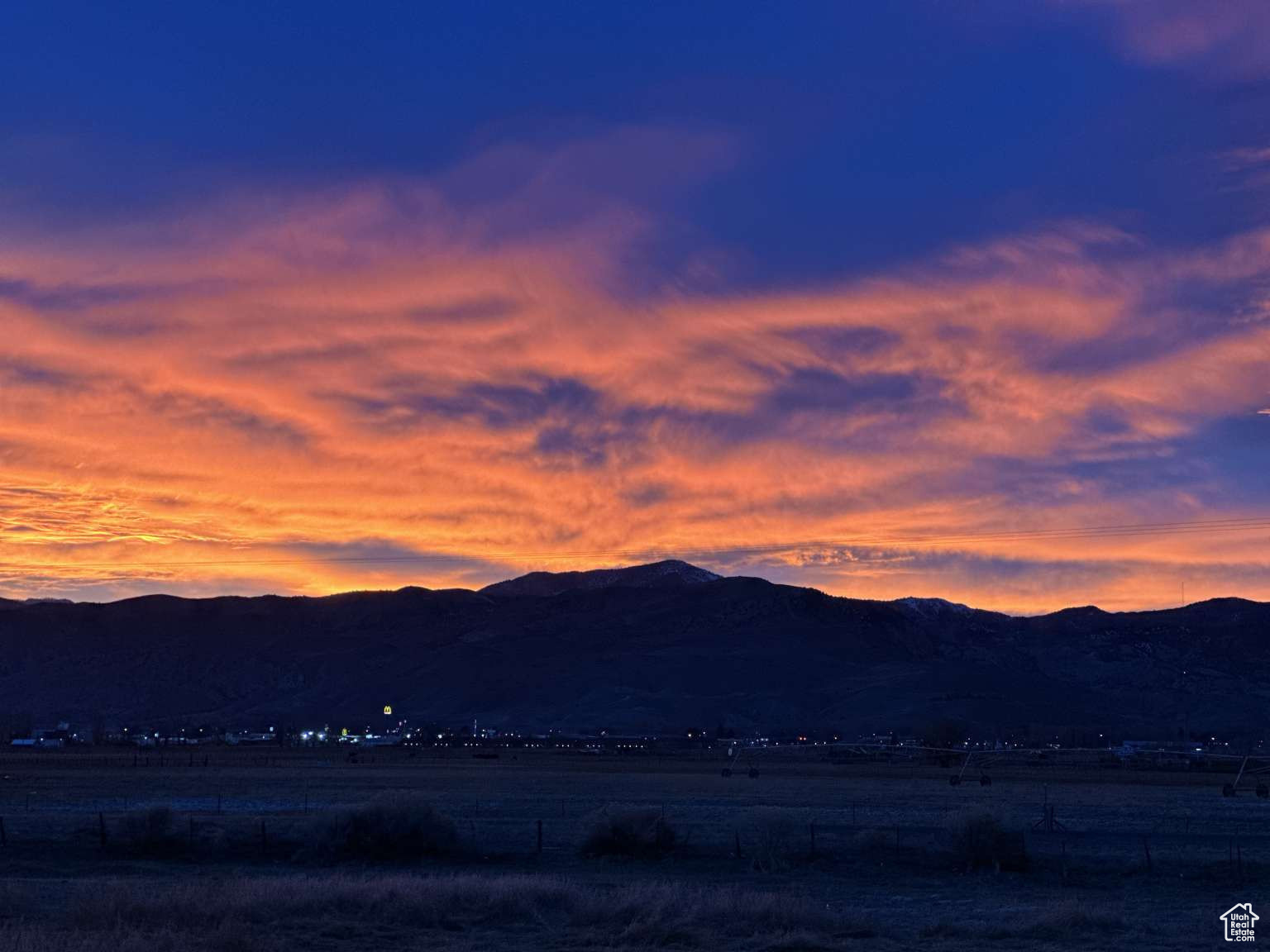 BEND IN THE ROAD - Residential