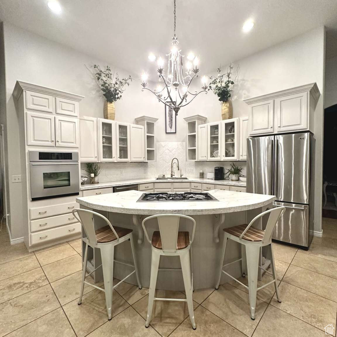 BEND IN THE ROAD - Residential