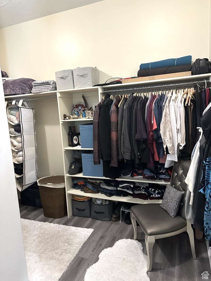 BEND IN THE ROAD - Residential