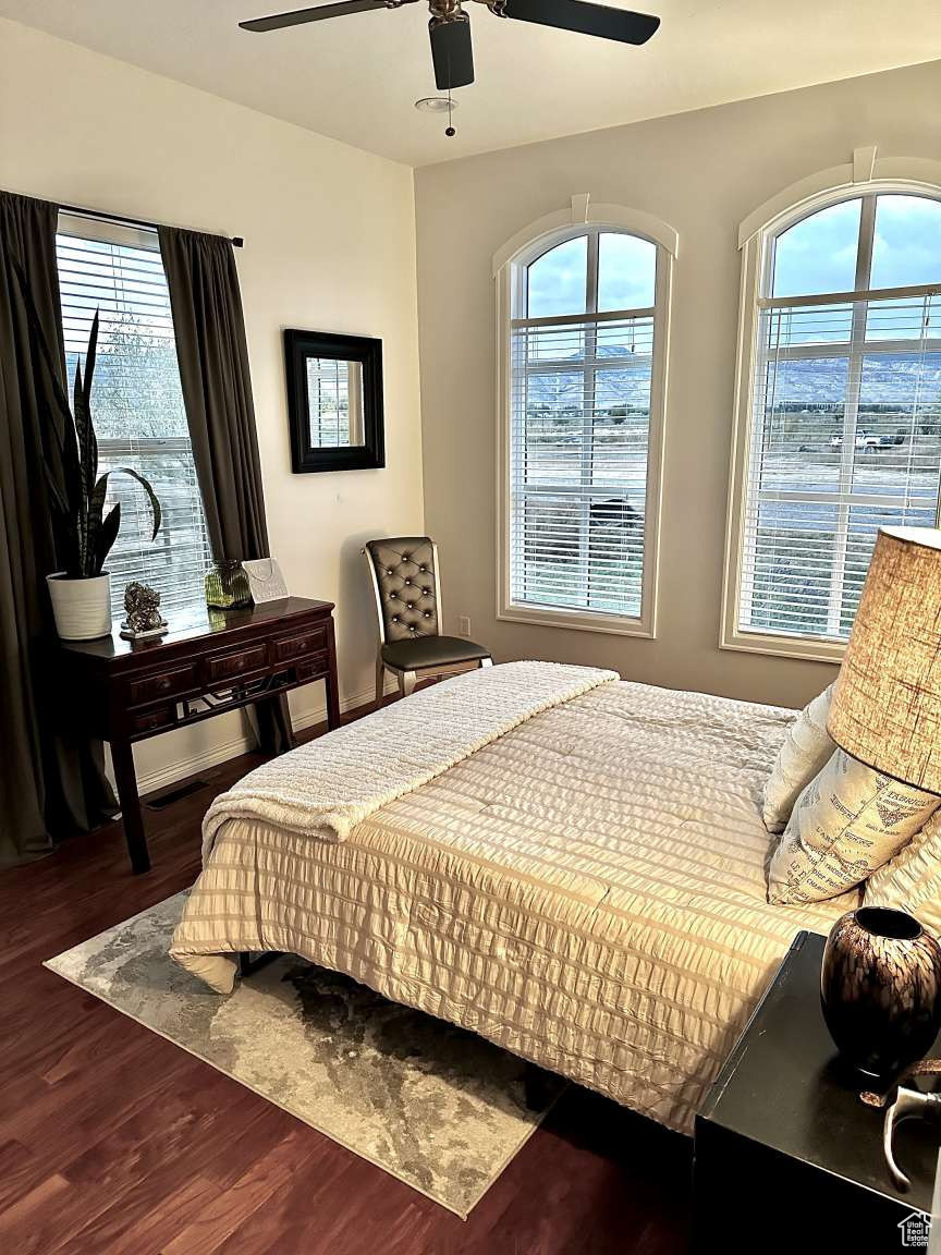 BEND IN THE ROAD - Residential