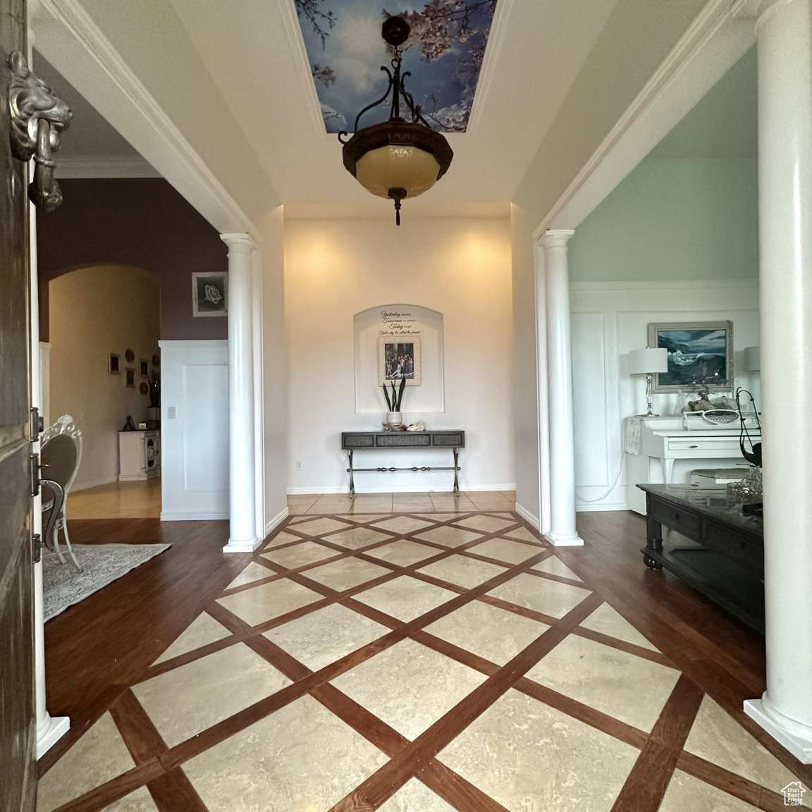 BEND IN THE ROAD - Residential