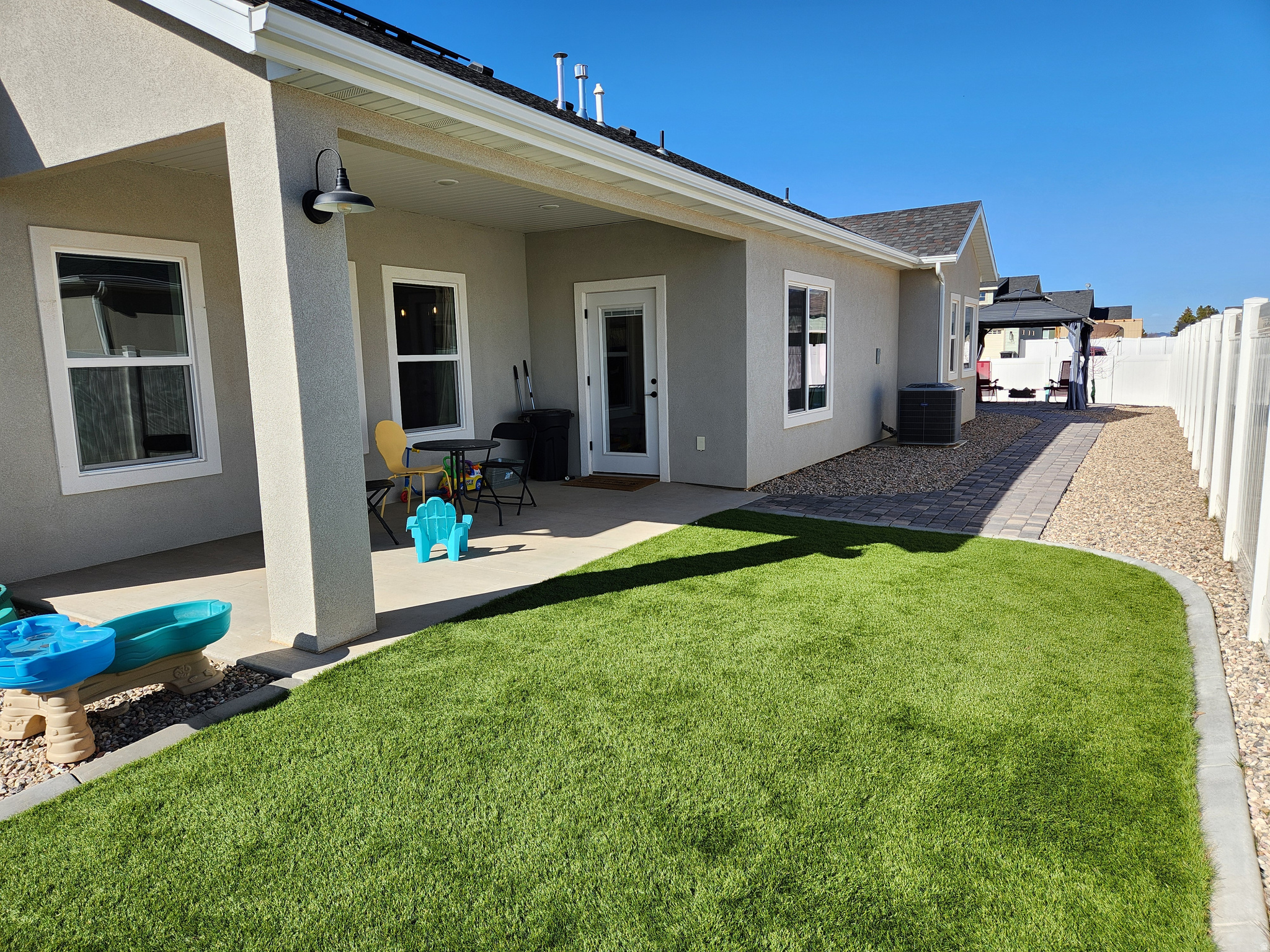 DEER HOLLOW - Residential