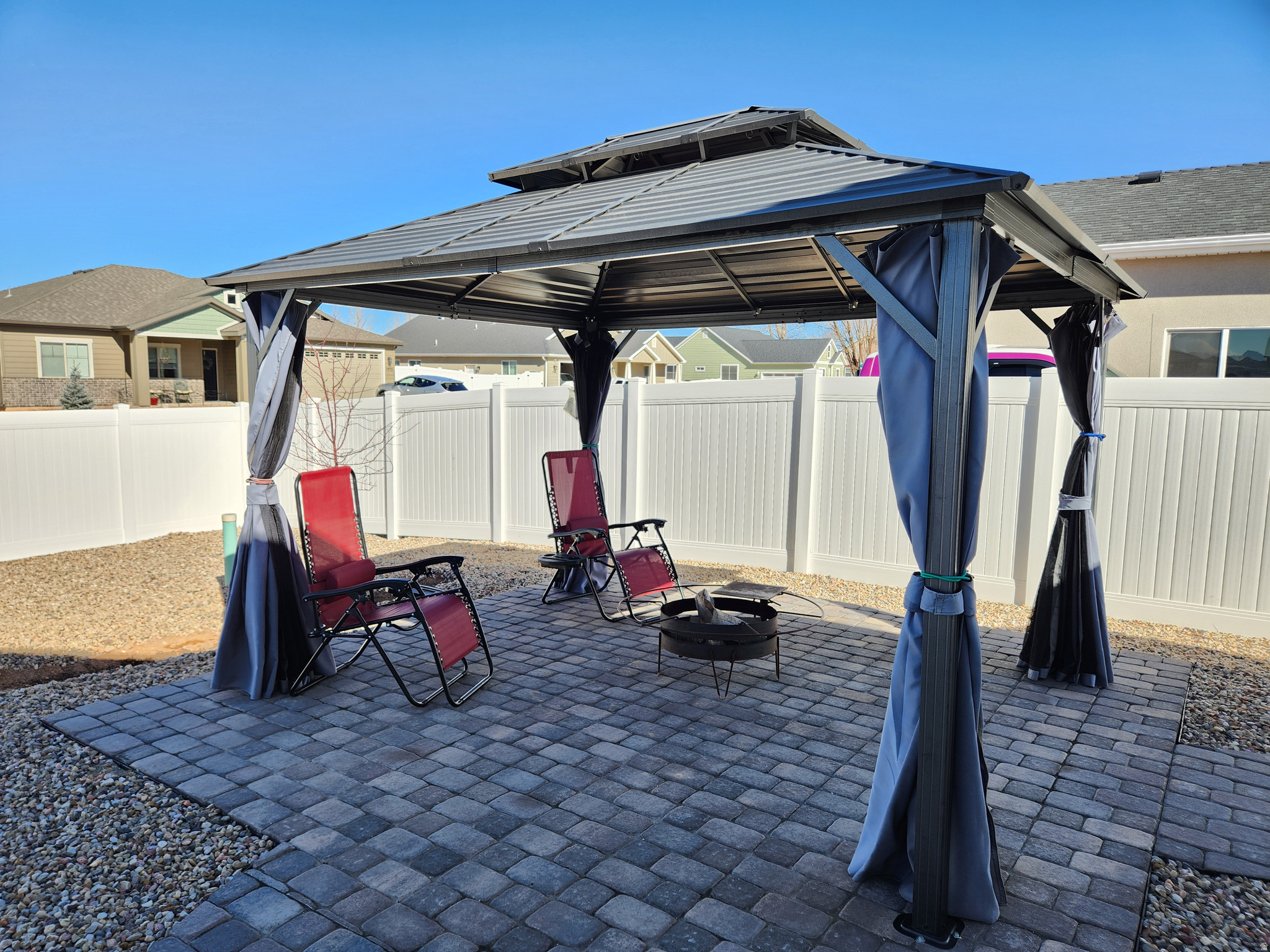 DEER HOLLOW - Residential