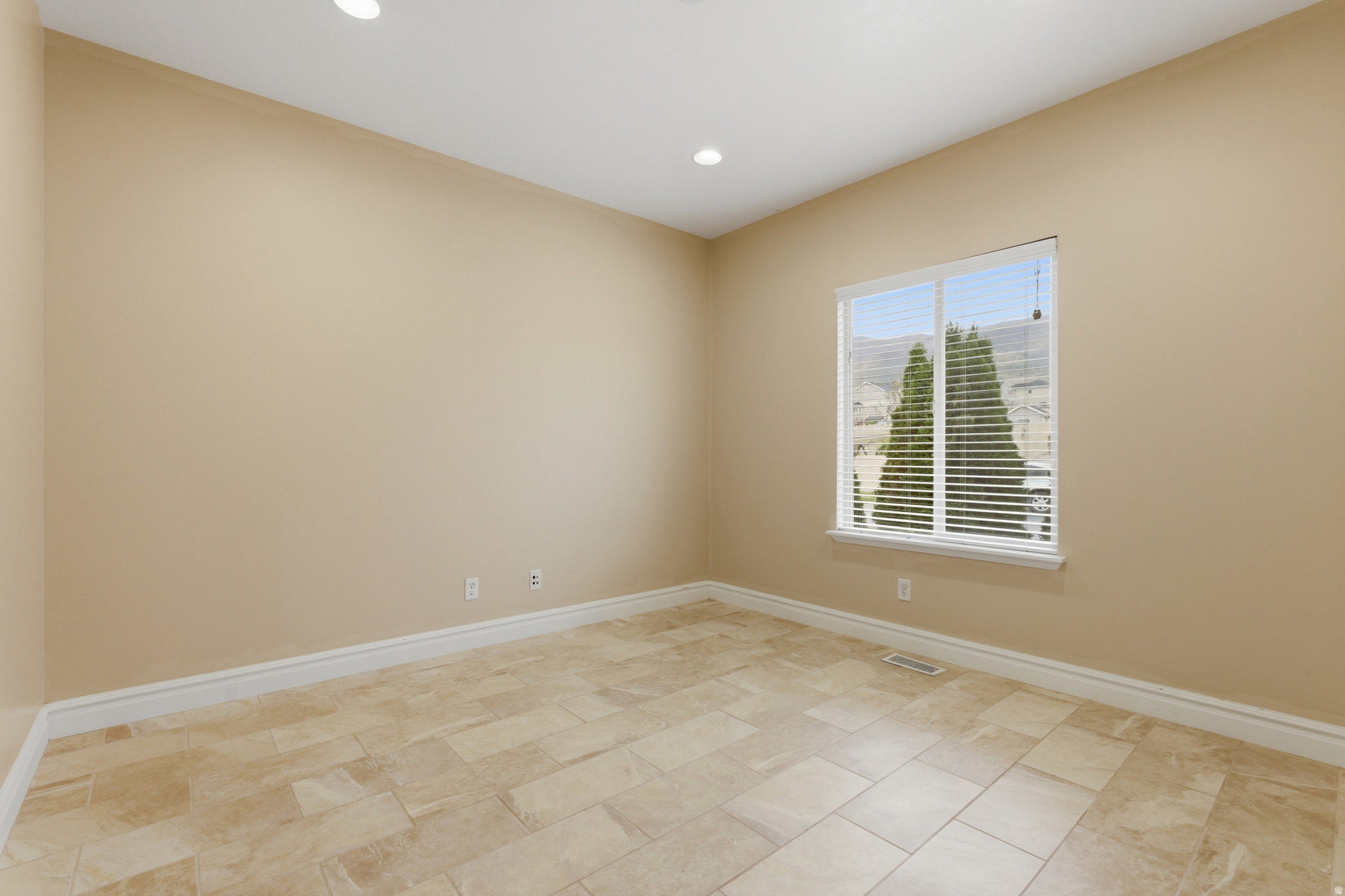 FOX HOLLOW - Residential