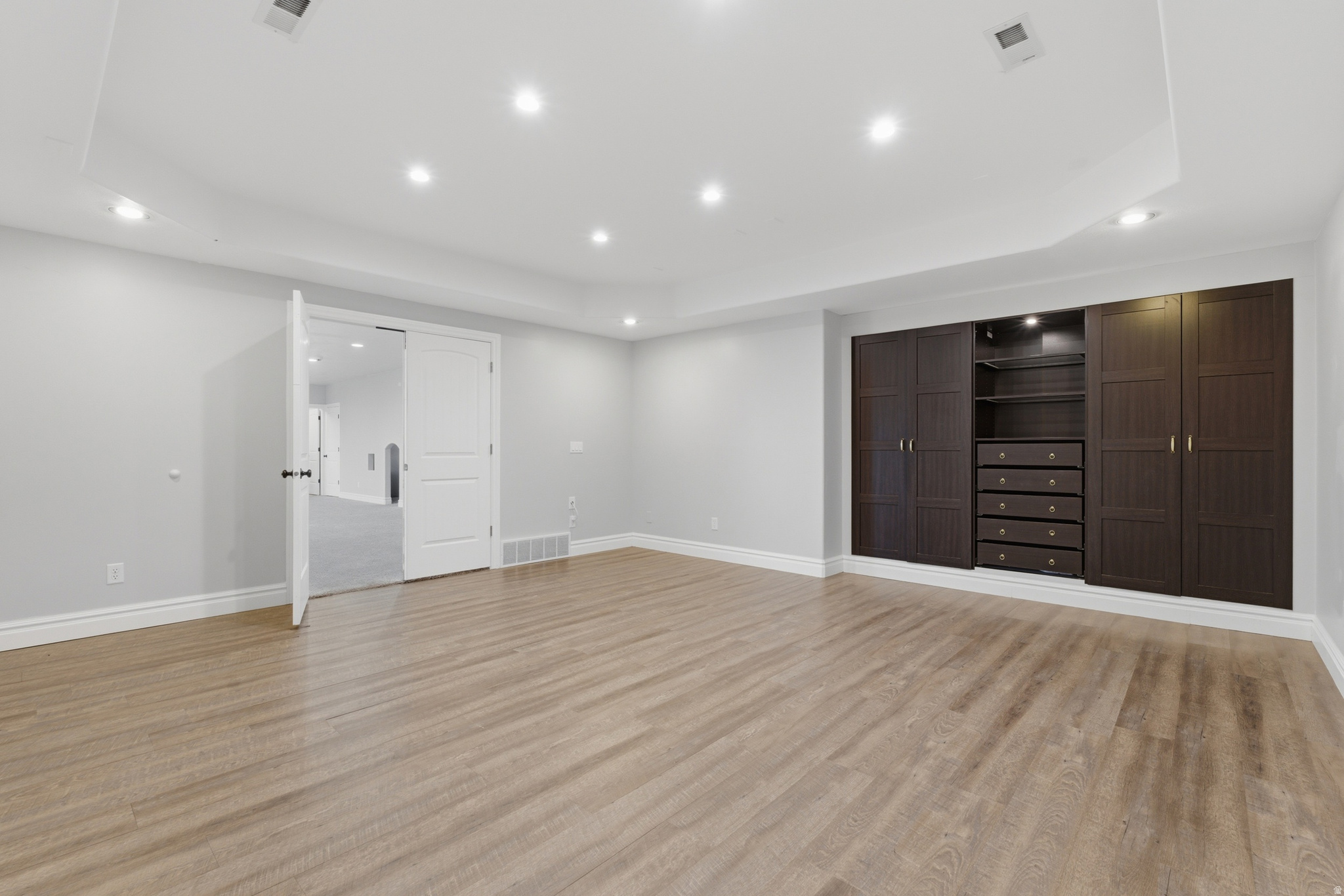 FOX HOLLOW - Residential