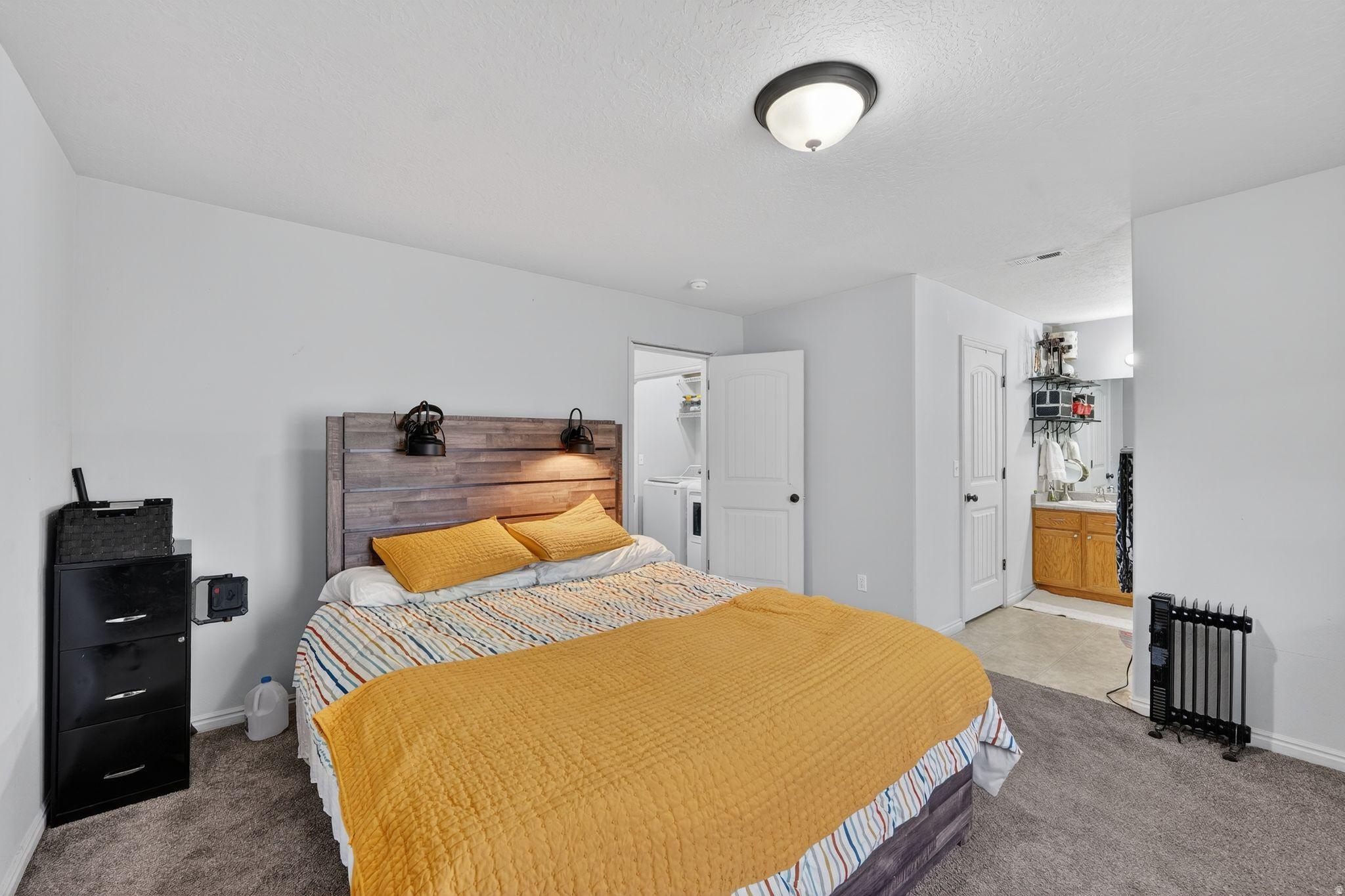 GATEWAY VILLAGE - Residential