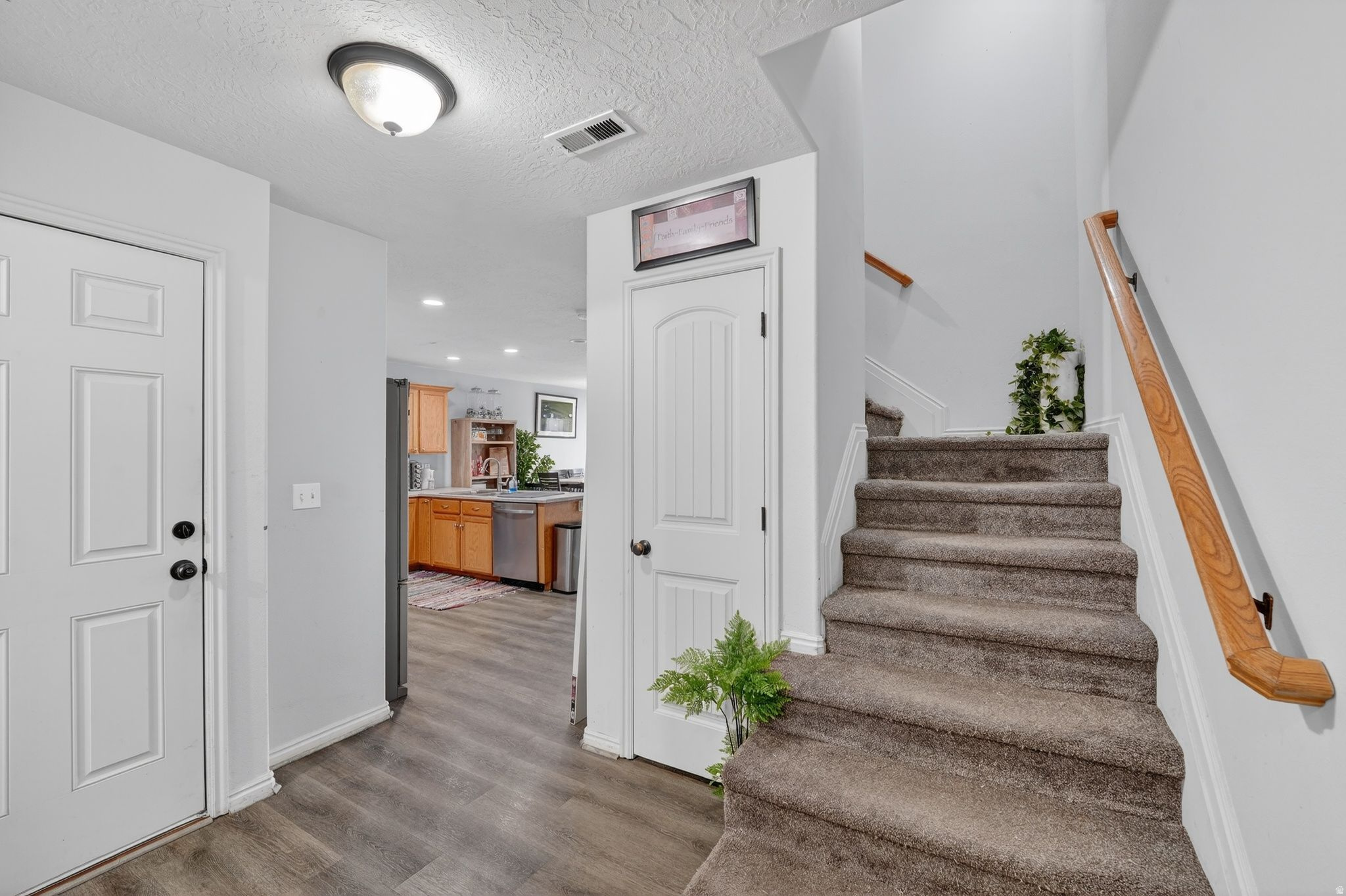 GATEWAY VILLAGE - Residential