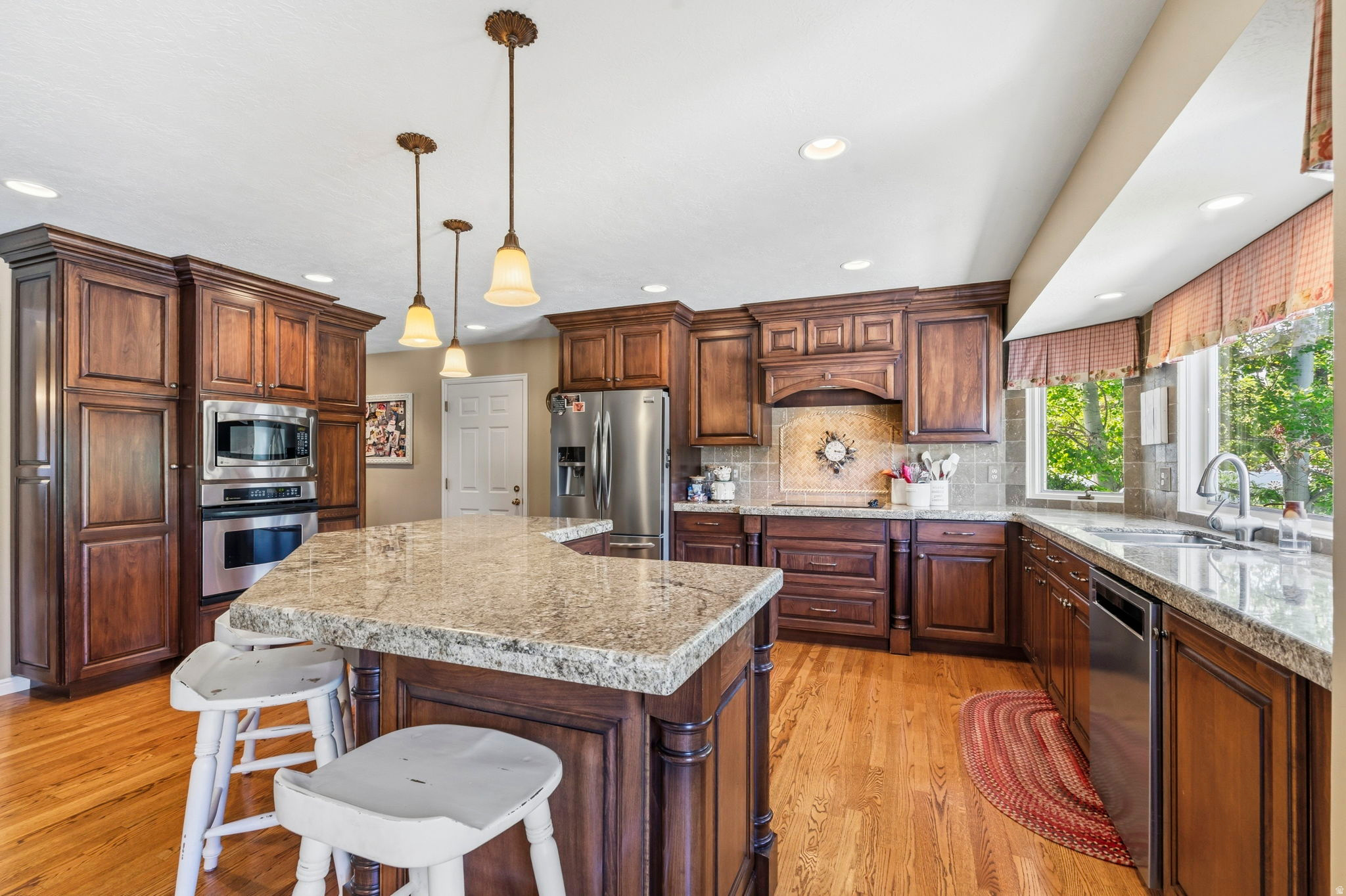 BLAKE HEIGHTS - Residential