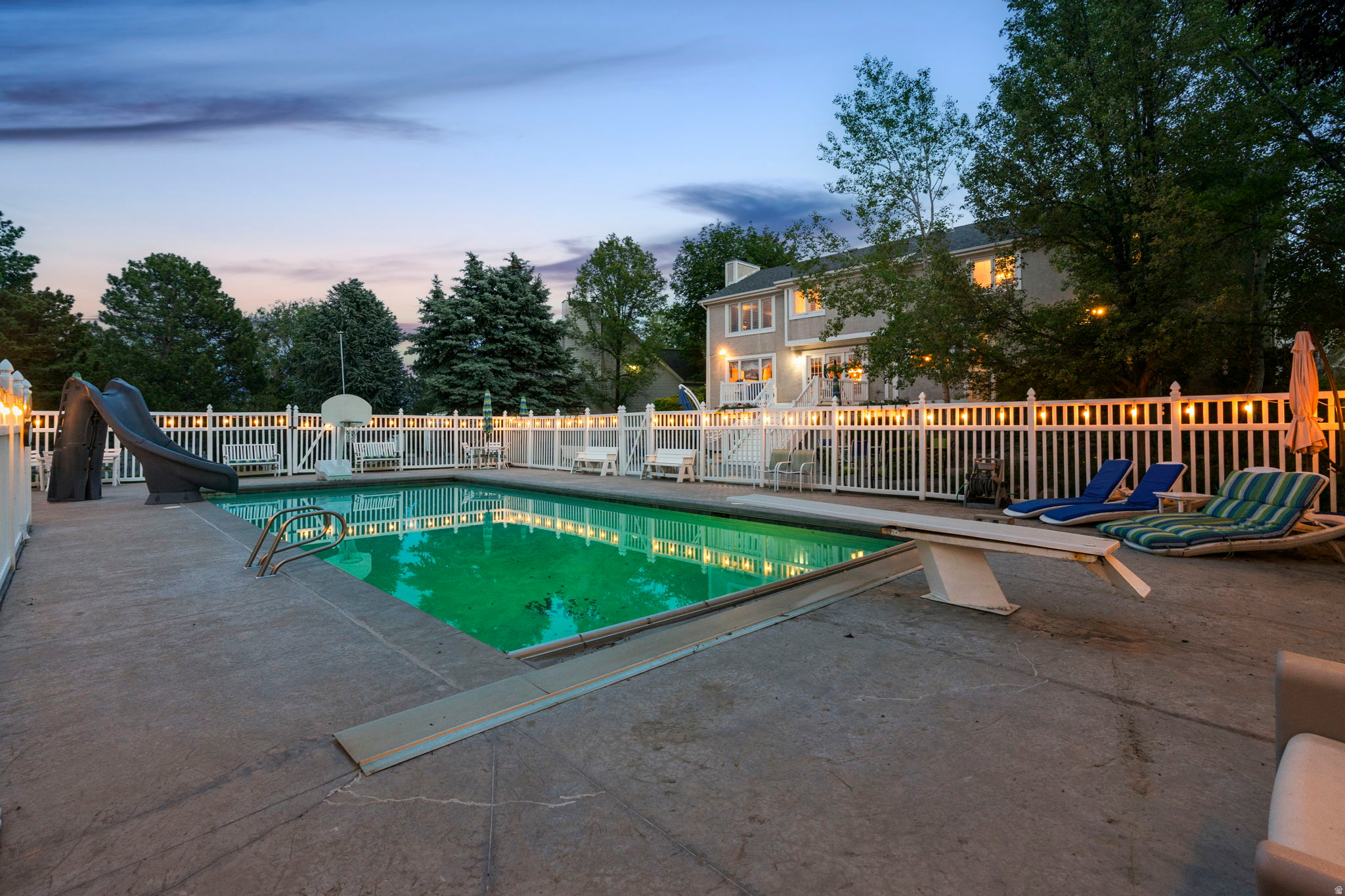 BLAKE HEIGHTS - Residential
