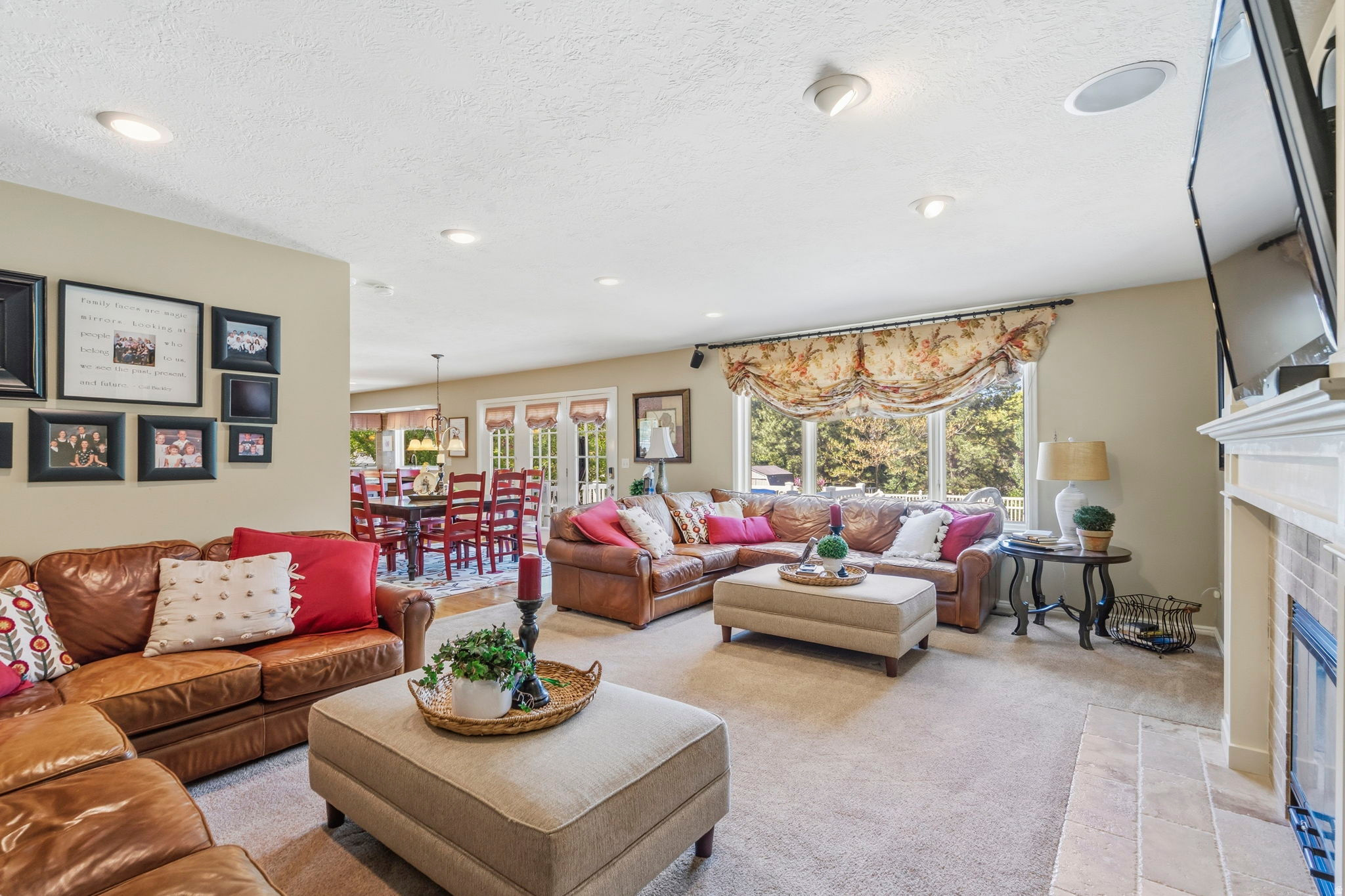 BLAKE HEIGHTS - Residential