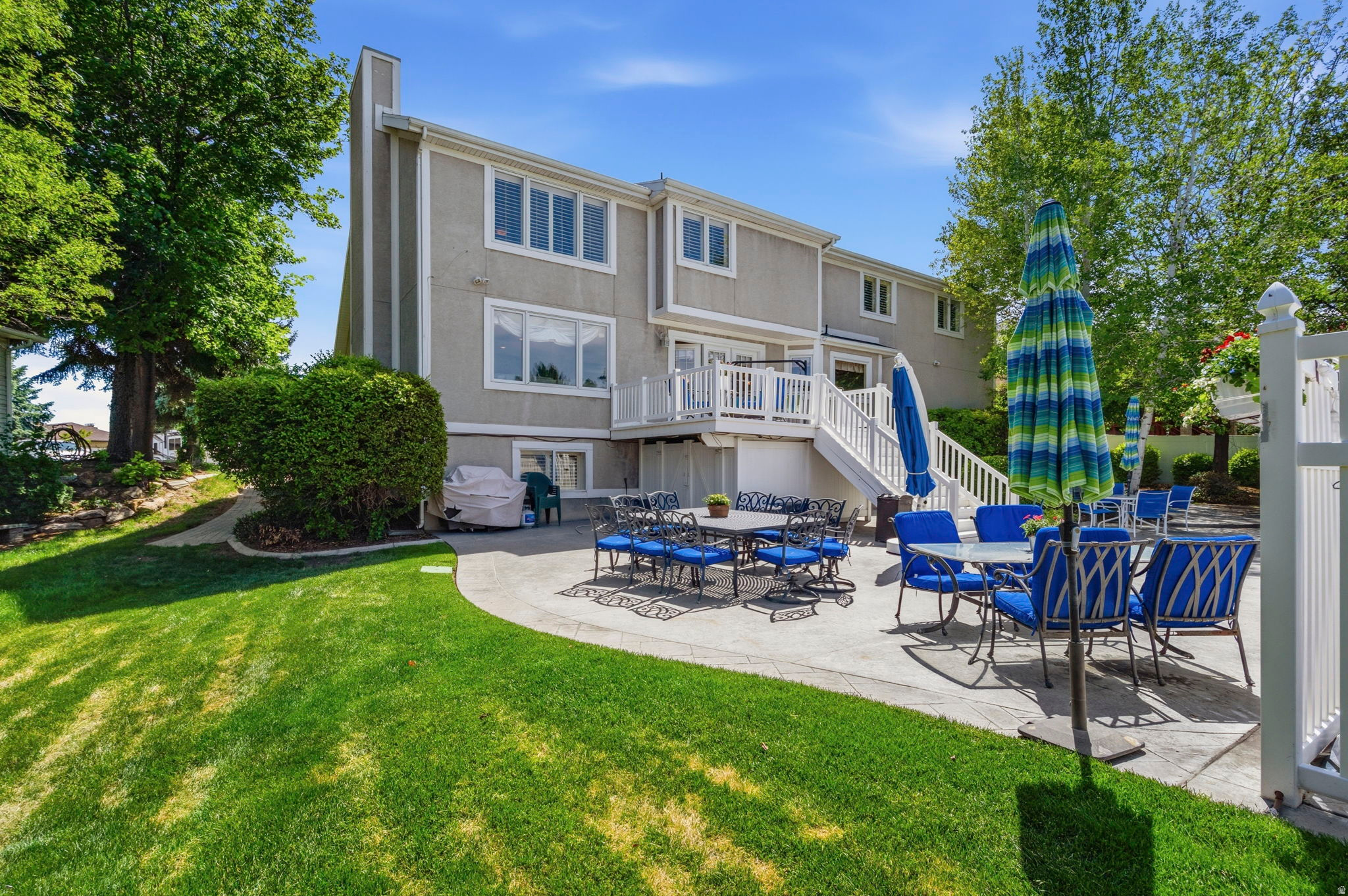 BLAKE HEIGHTS - Residential