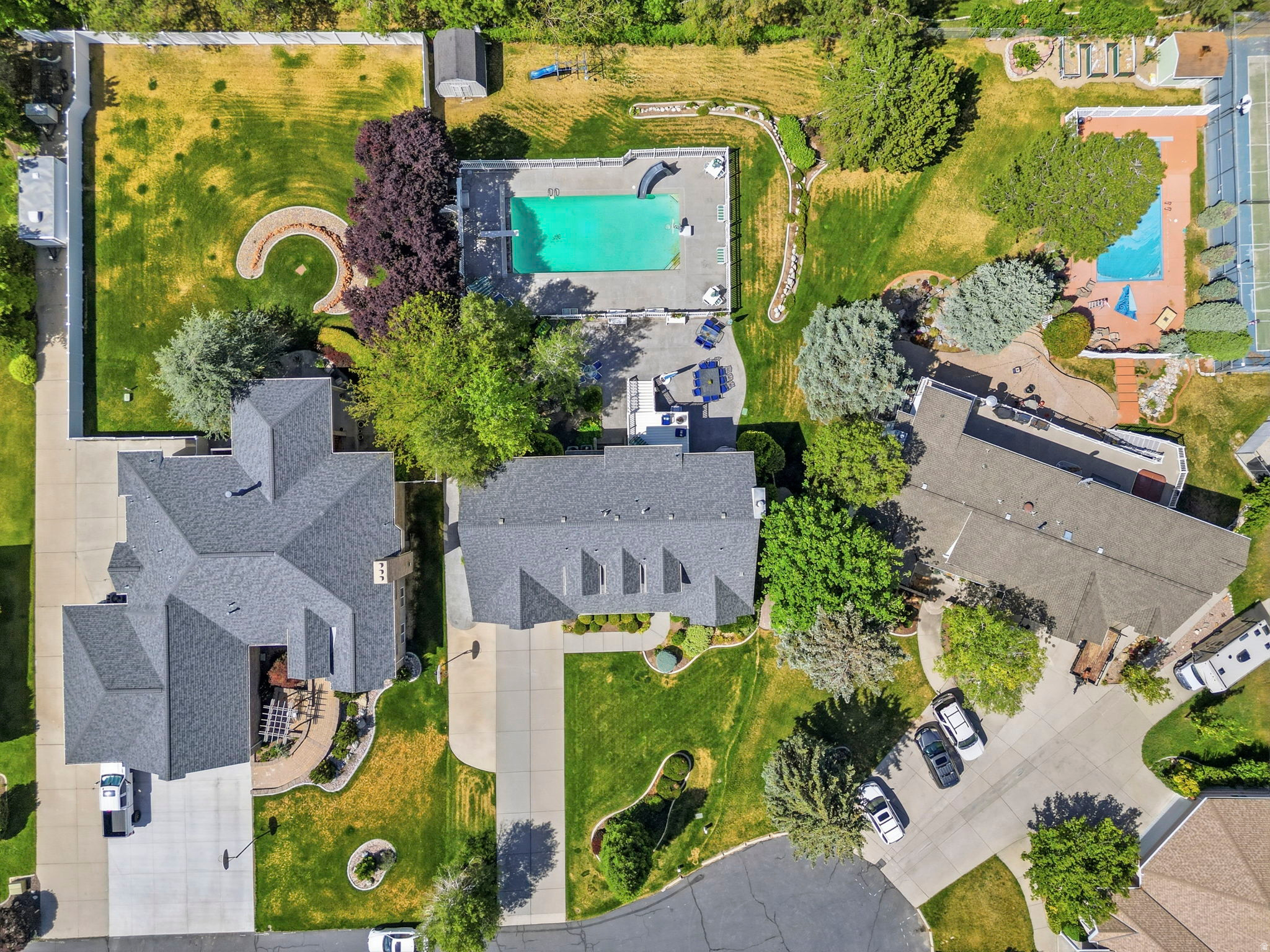 BLAKE HEIGHTS - Residential