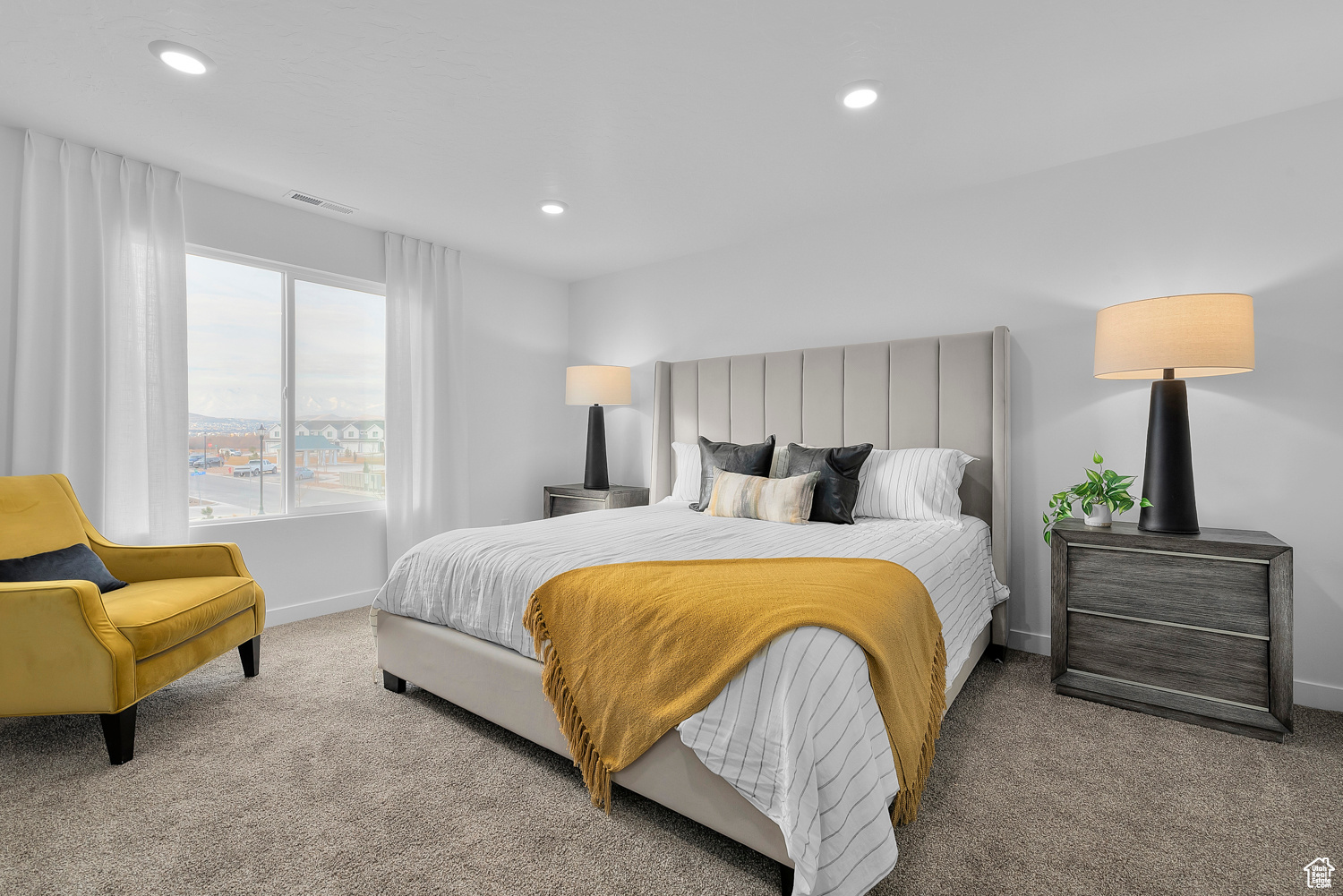 INVERNESS BY D.R. HORTON - Residential