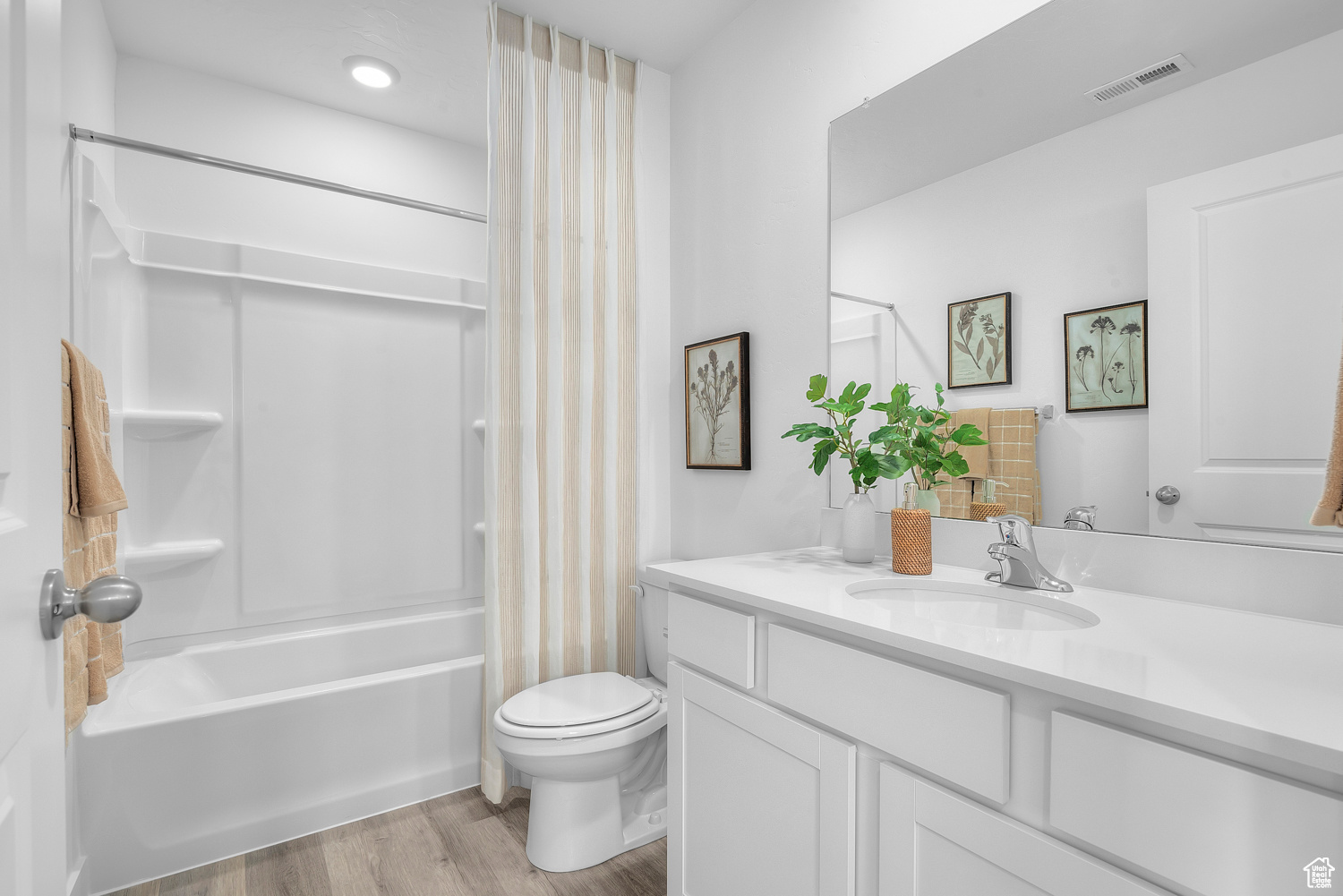 INVERNESS BY D.R. HORTON - Residential