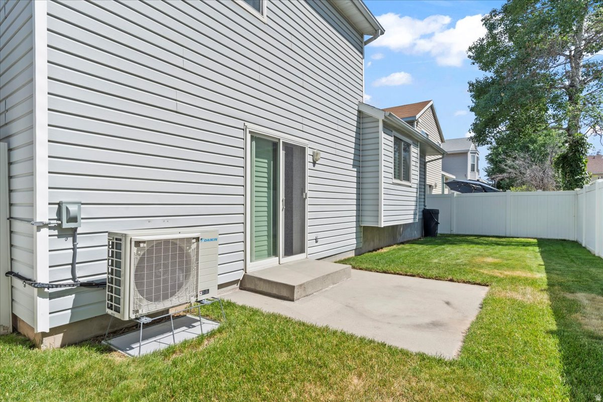 SUNBURST MEADOWS - Residential