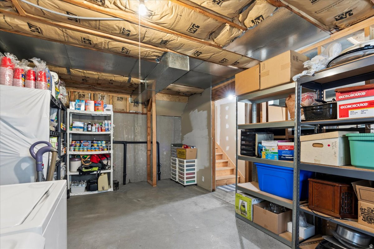 SUNBURST MEADOWS - Residential